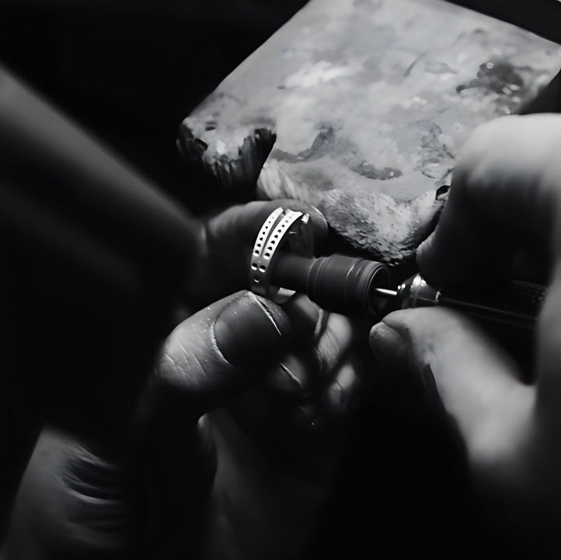 Why Handcrafted Jewelry Feels More Rooted Than Fashion Jewelry