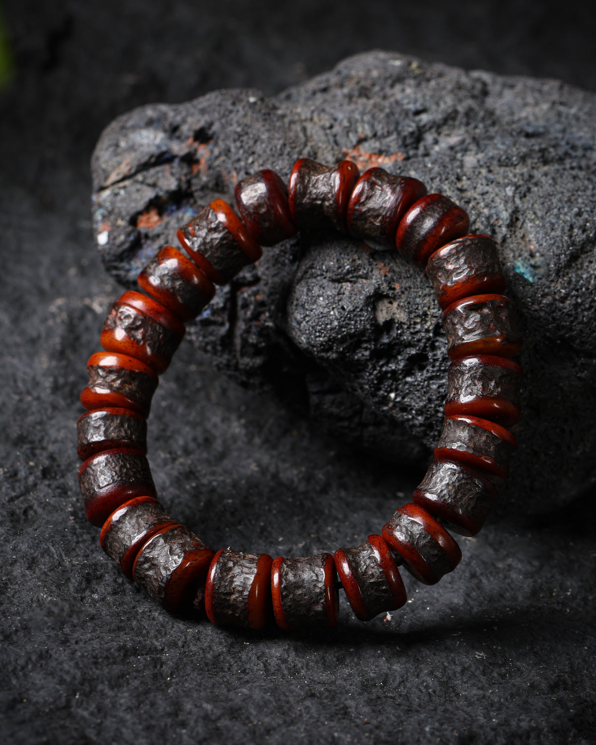 Armband aus Yakknochenperlen