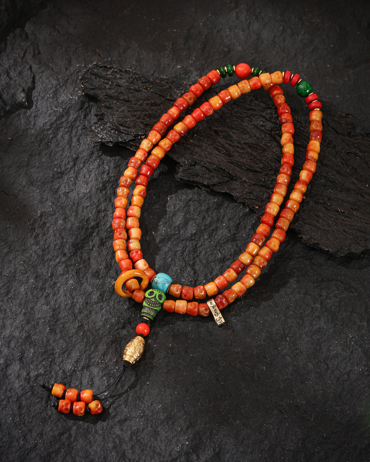 Collana con teschio osseo 108 perline Dzi Mala