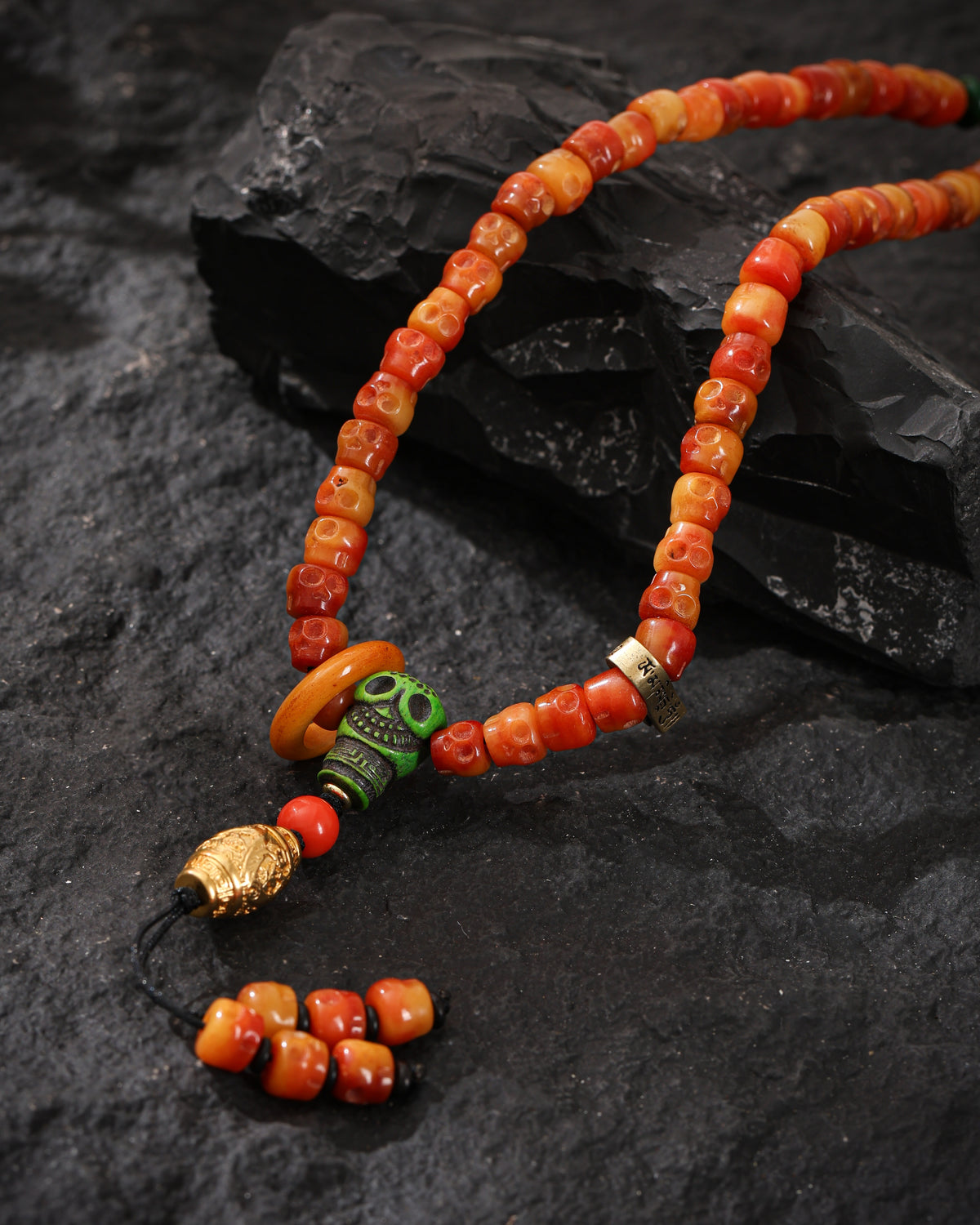 Collana con teschio osseo 108 perline Dzi Mala