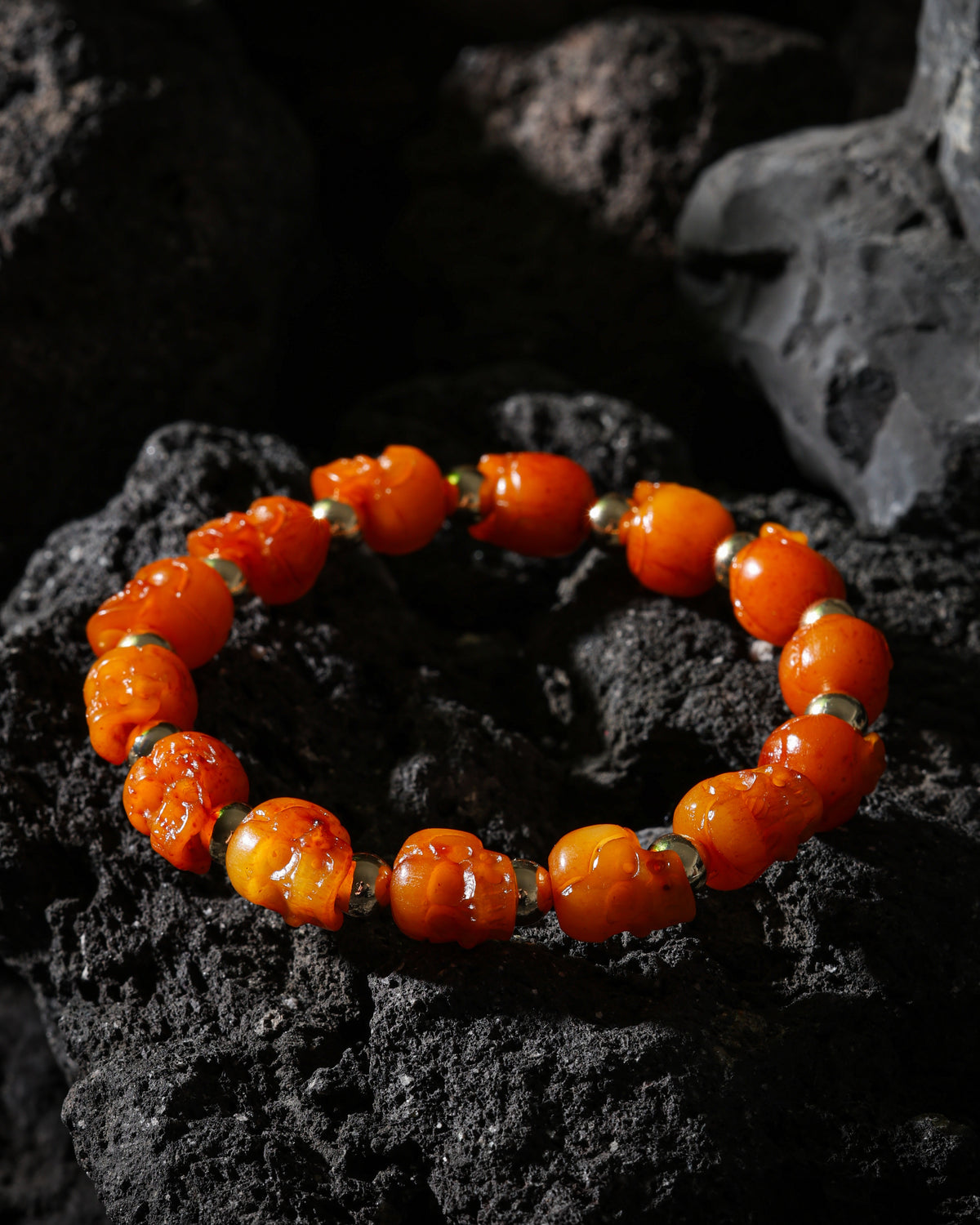 Bracelet en os de yak et crâne-5