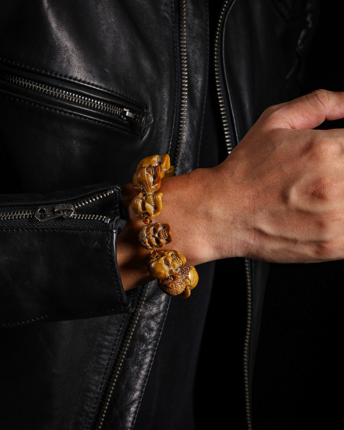 Yak Bone Skull Bracelet with 13 Unique Beads-3