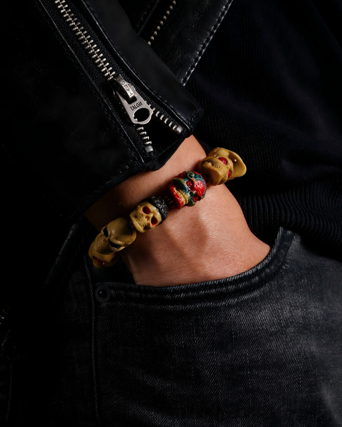Yak-Knochen-Schädel-Armband, 12 einzigartige Perlen