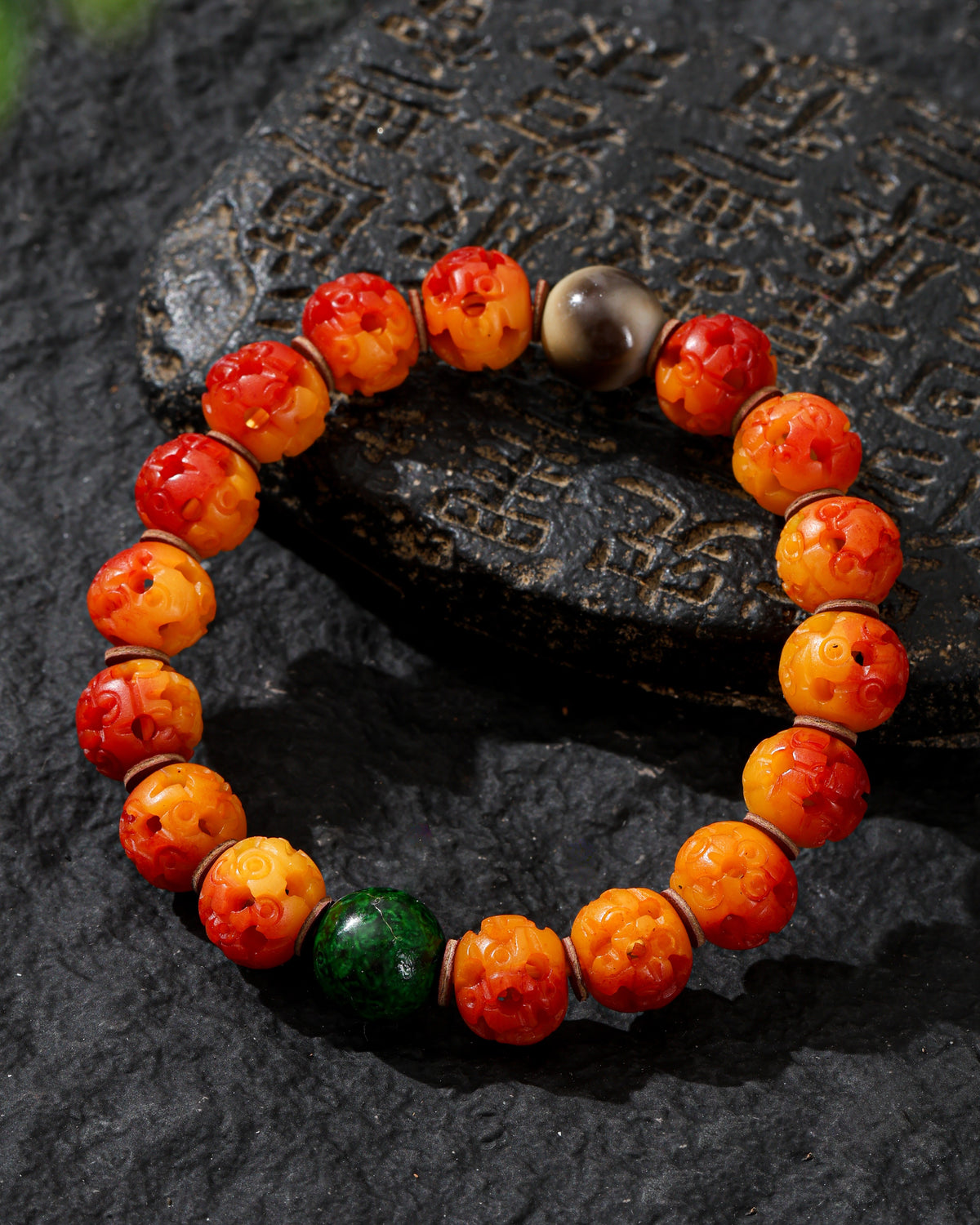 Armband aus hohlen Yakknochen