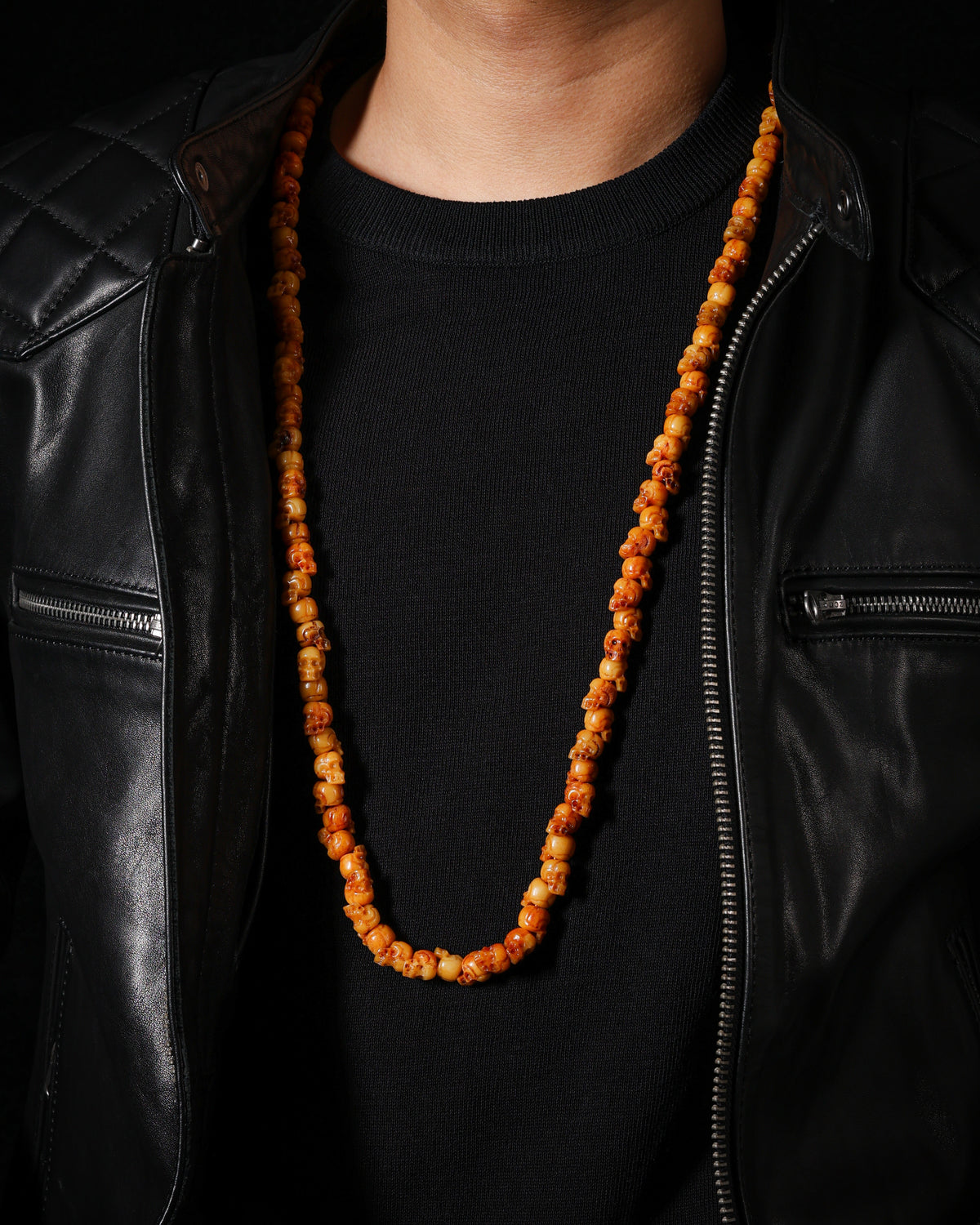 Collana con teschio d'osso, 108 perle