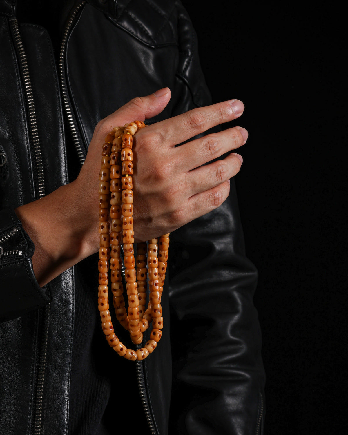 Collar de calavera de hueso con 108 cuentas-4