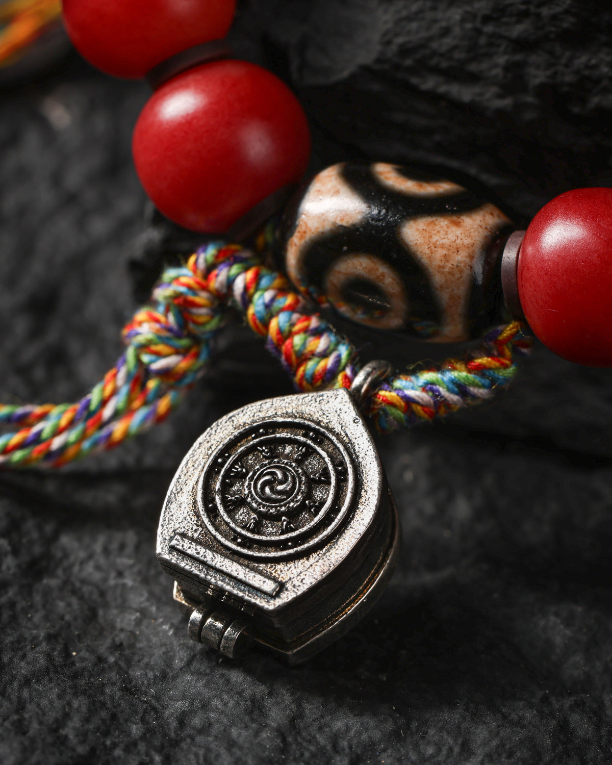 Bracelet Gankyil en os de yak-3