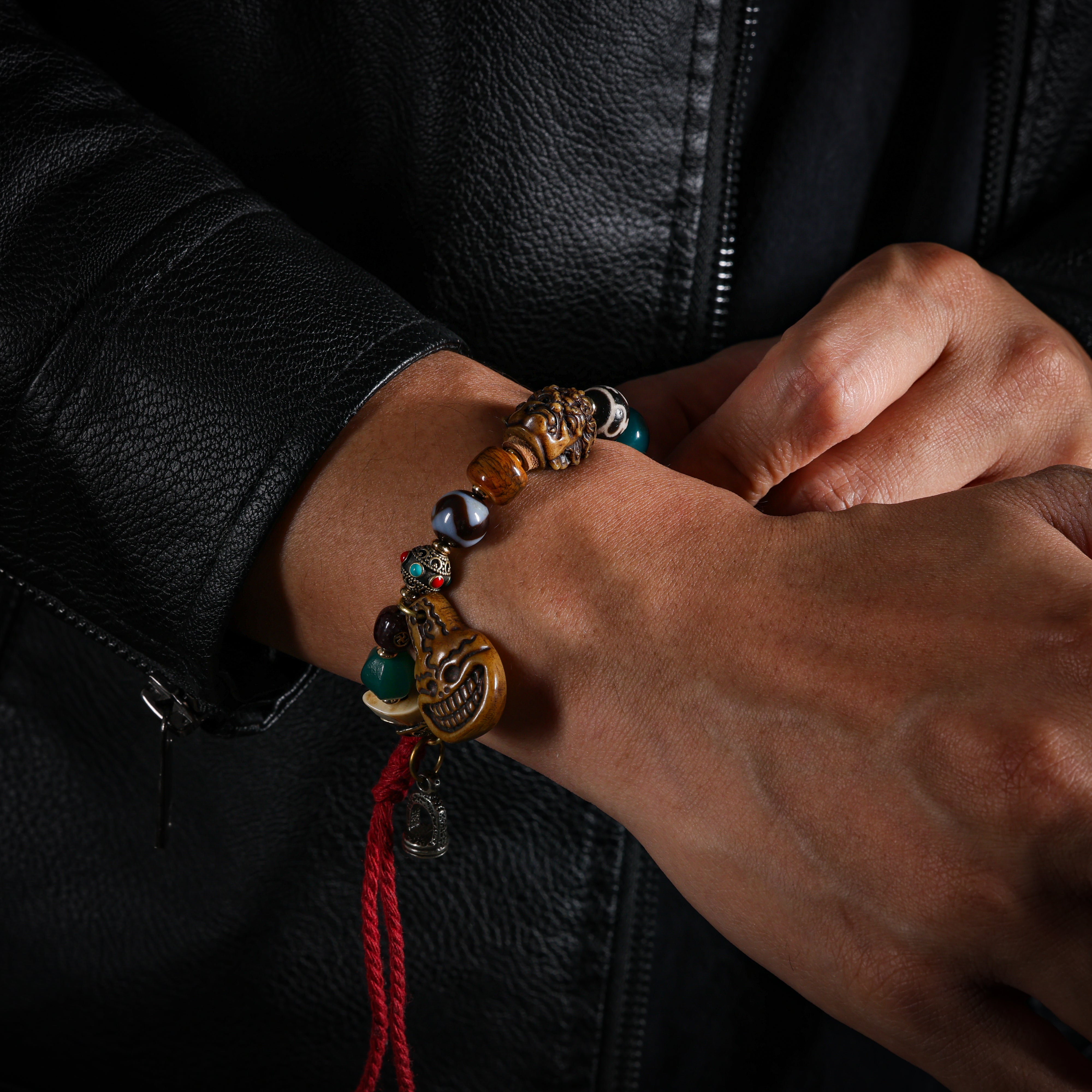 Tibetansk Amulet Benarmbånd-3