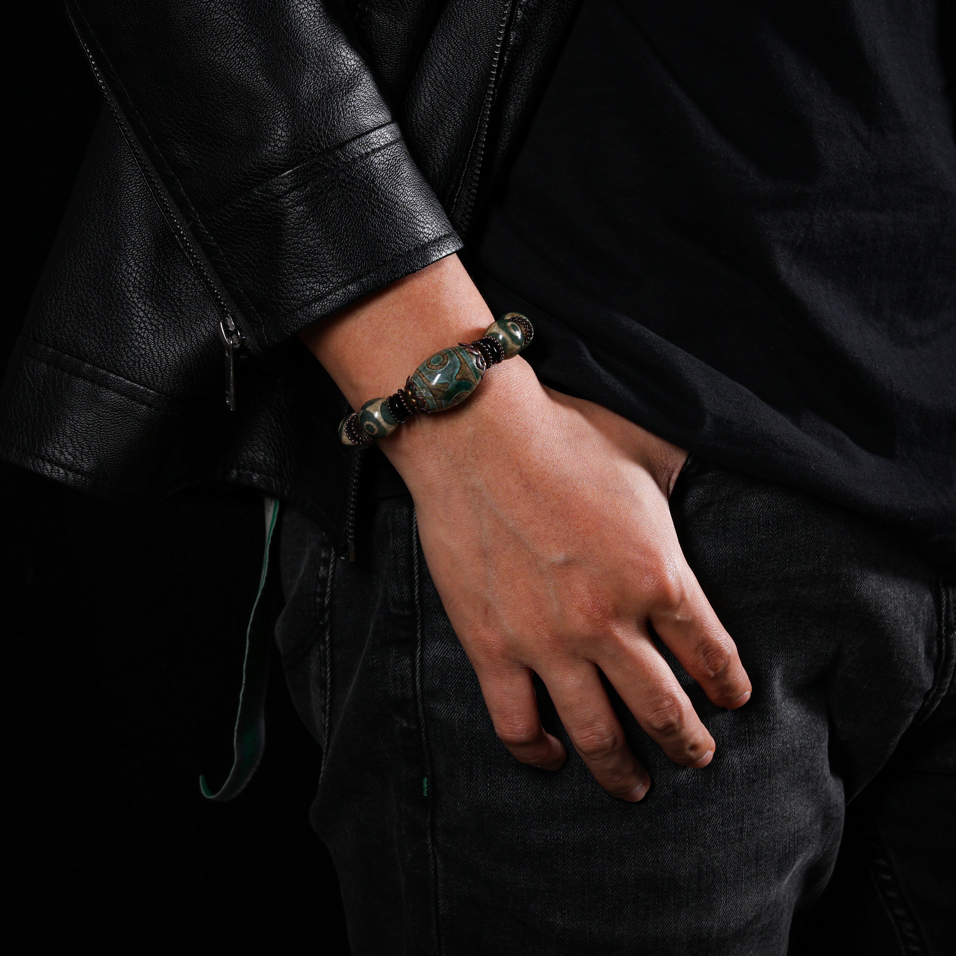 Tibetisches Dzi-Achat-Armband-3