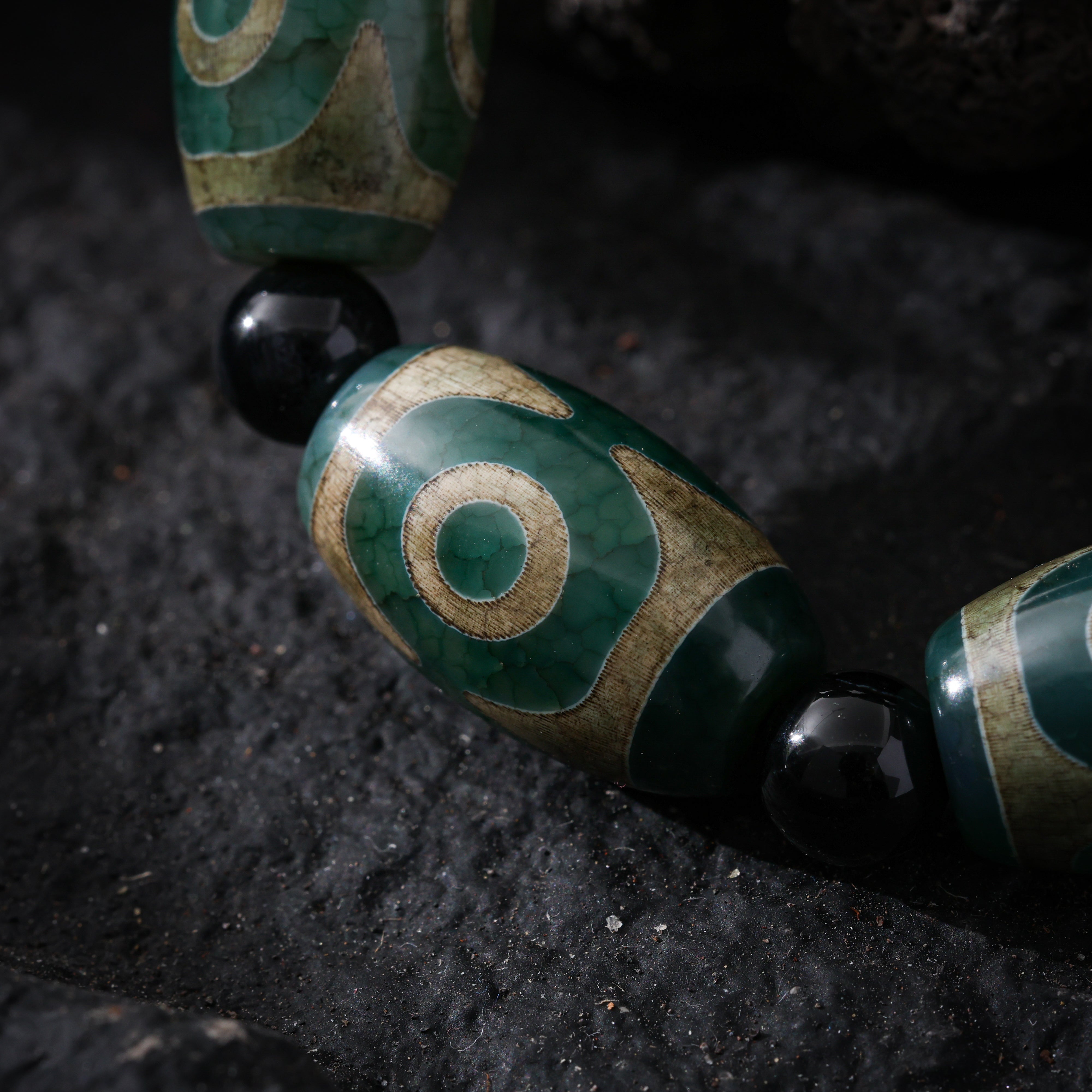 Tibetan Dzi Agate Bracelet-6