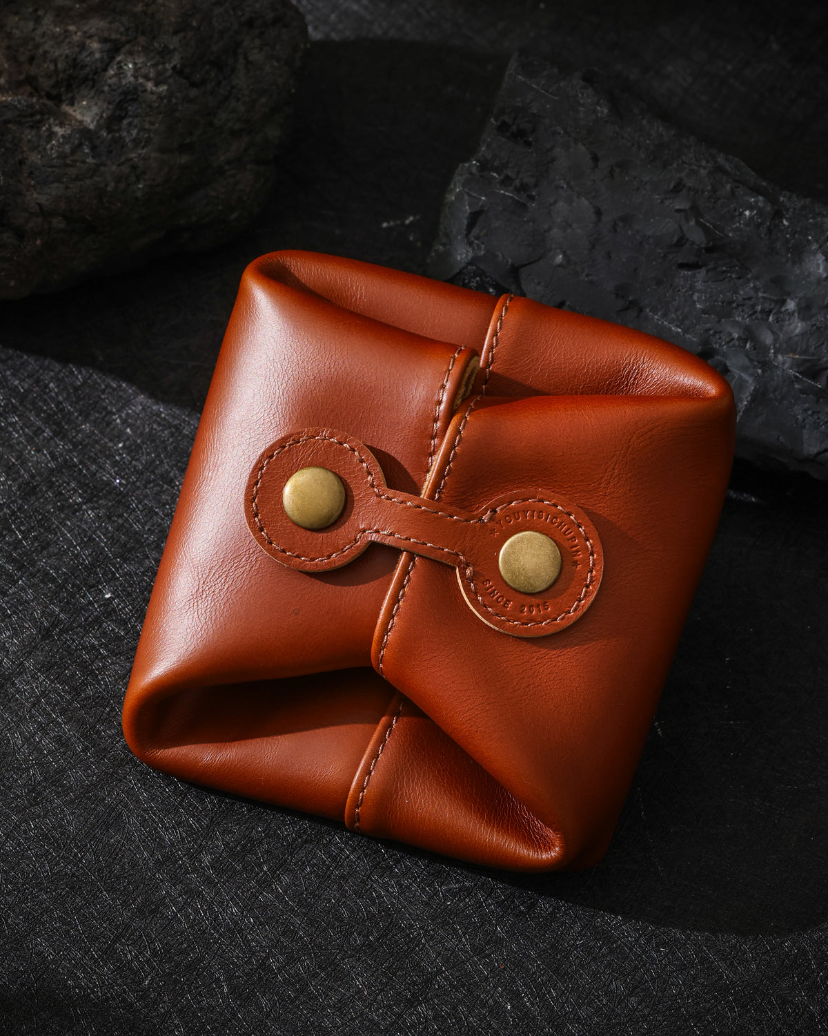 Oil-Tanned Cowhide Jewelry Pouch-12