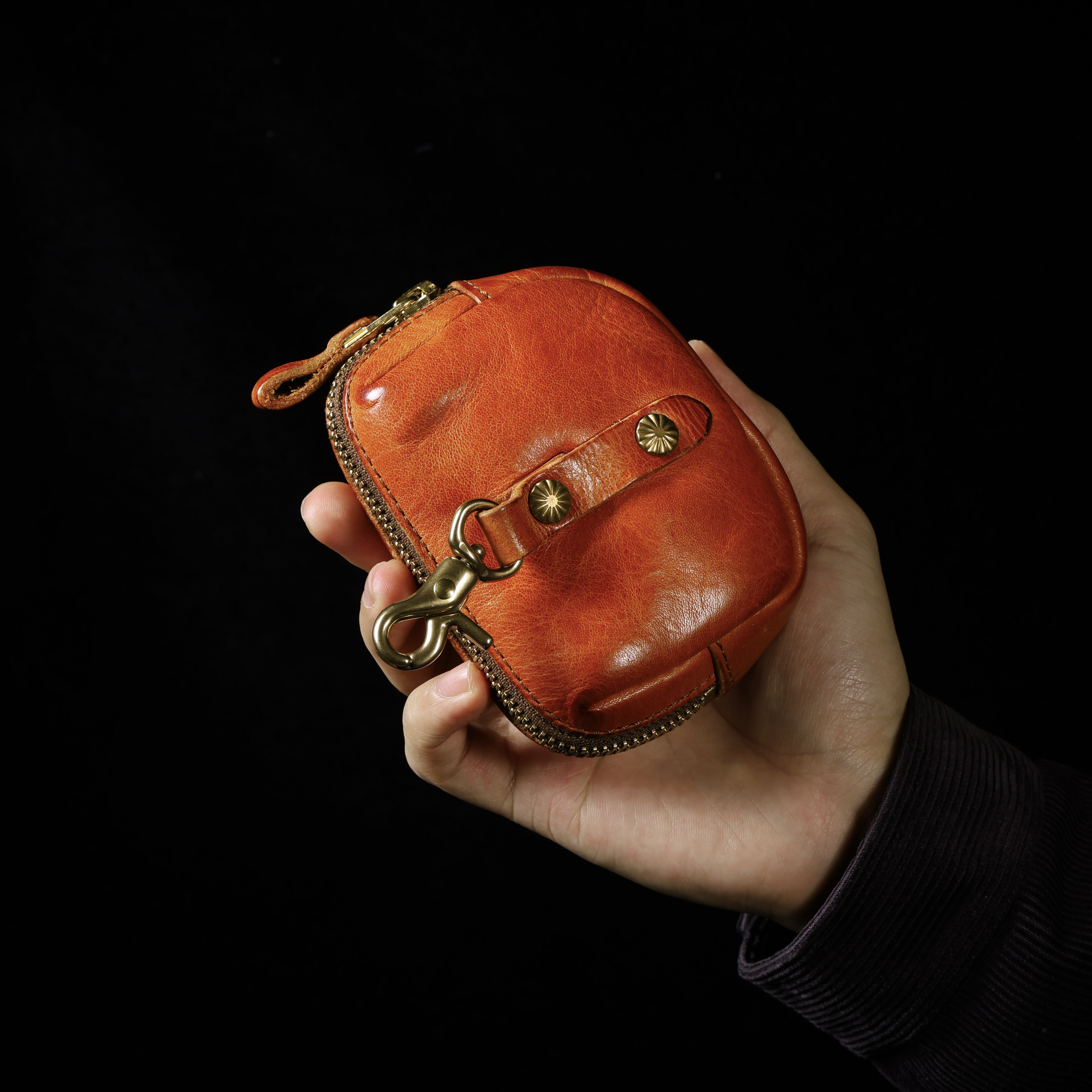 Oiled Cowhide Jewelry Pouch