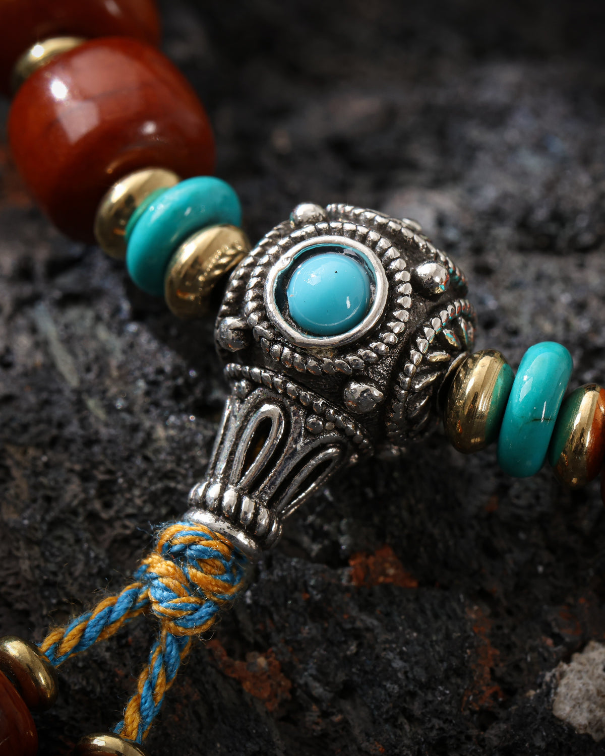 Bracciale in osso di Yak con accenti Dzi-3