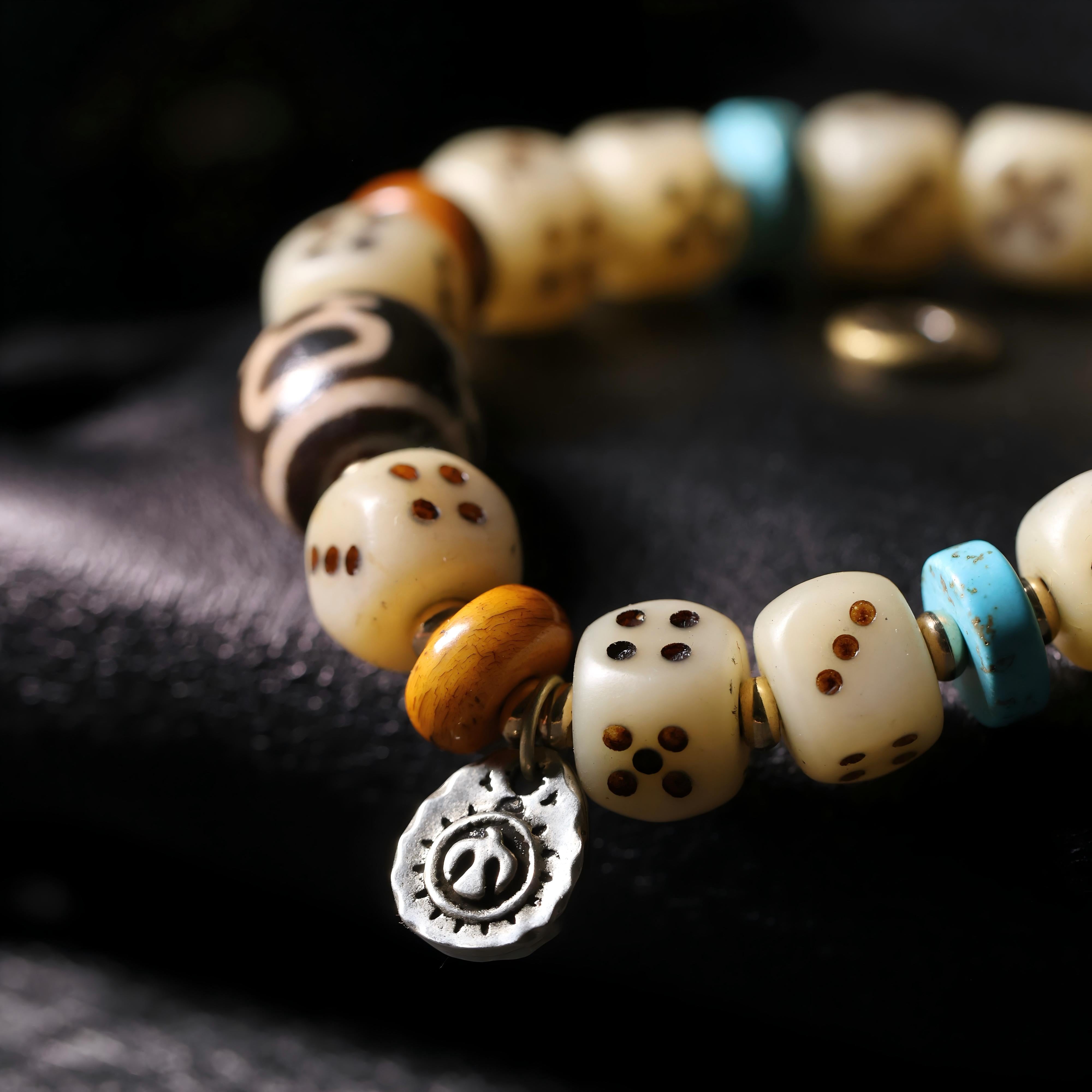 Bracciale in osso di yak-3