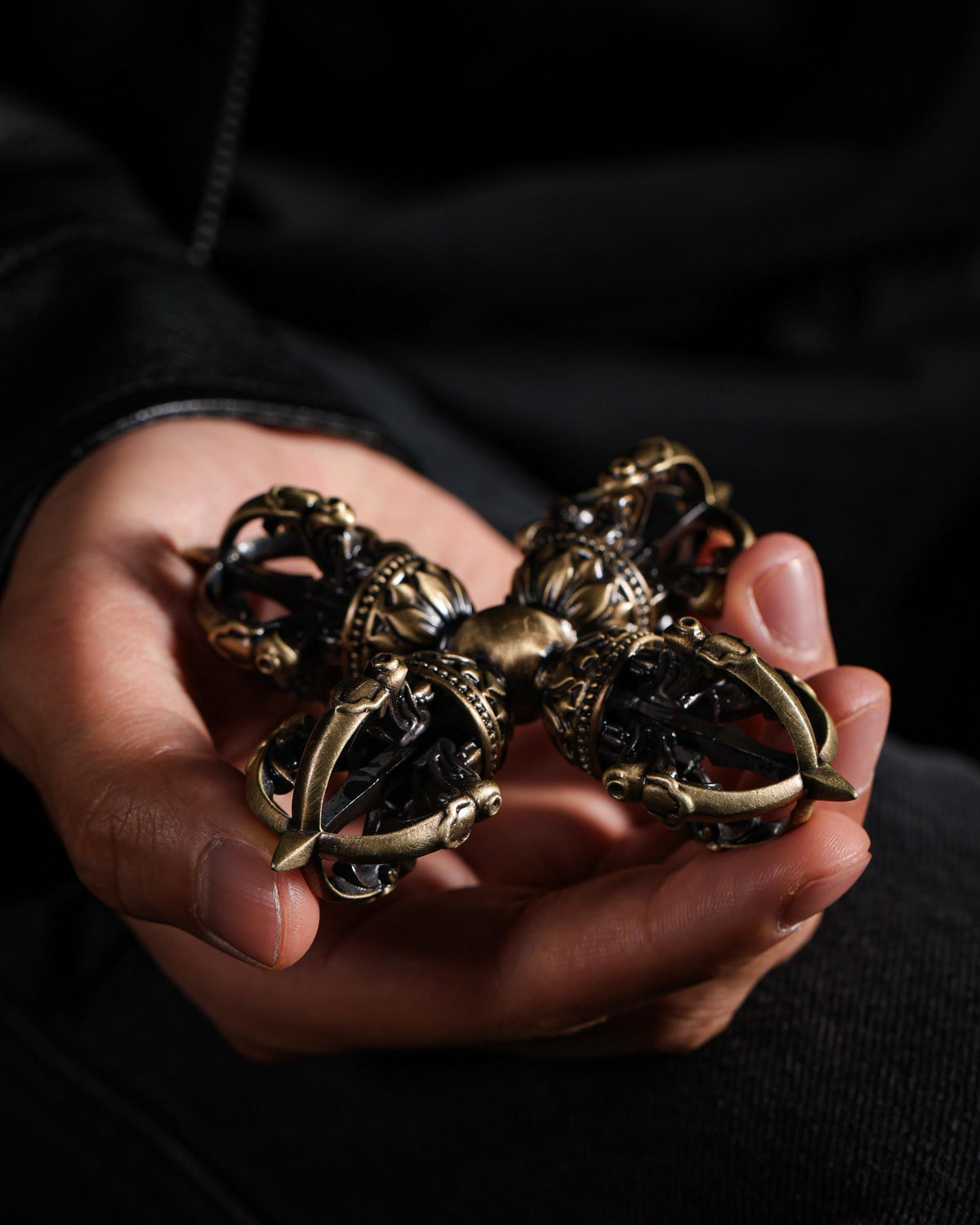Handheld Five-Pronged Vajra Talisman