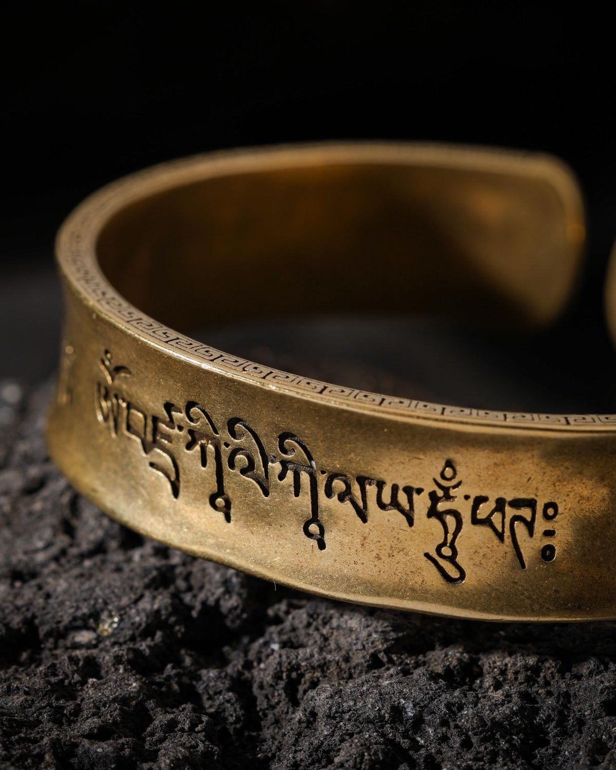 Emptiness Mantra Cuff Bracelet-11