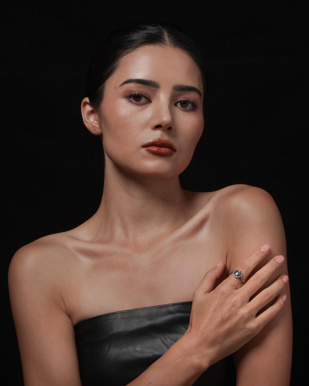 Anello in argento Zaki, protettore della ricchezza tibetano