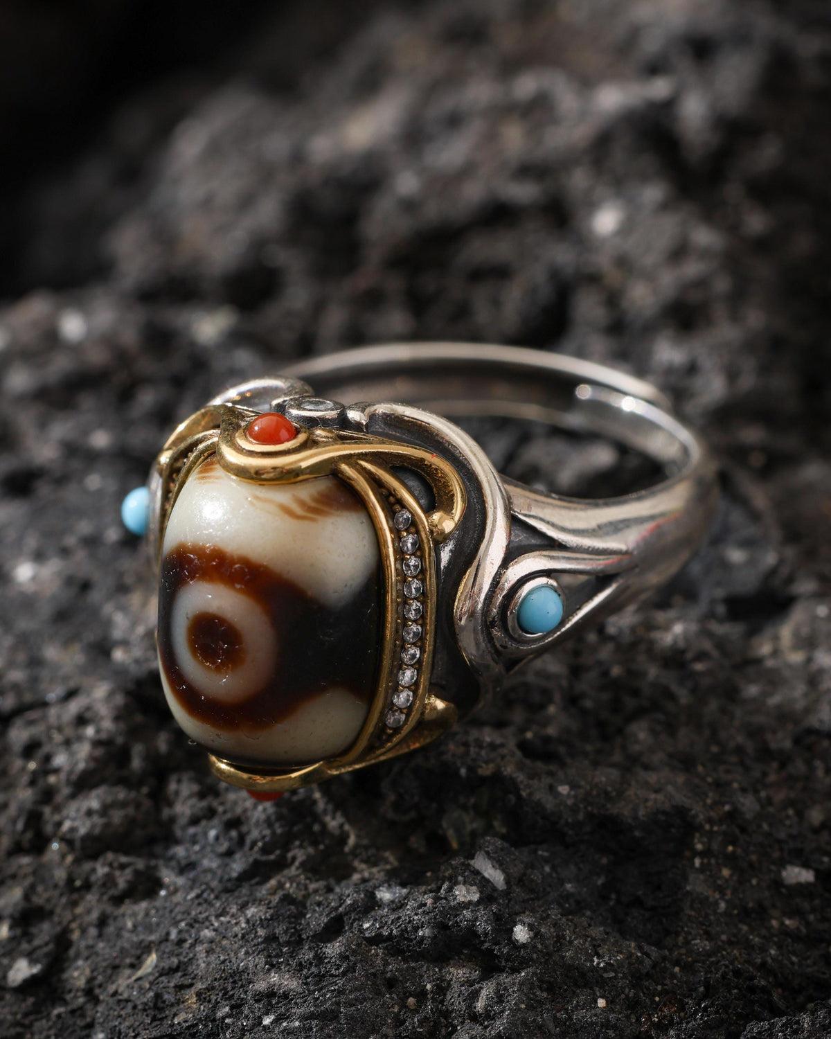 Anillo Dzi de plata de ley ajustable