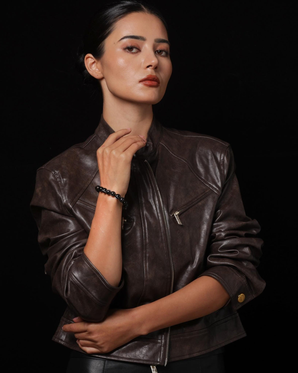 Bracciale in agata fasciata nera-7