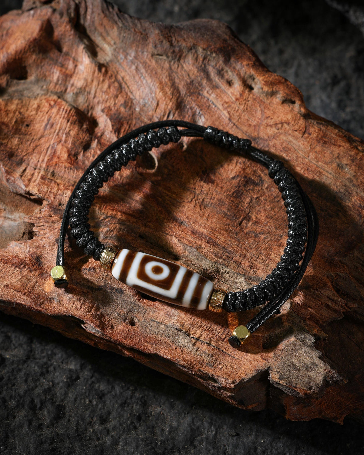 Two-Eye Dzi Agate Bracelet