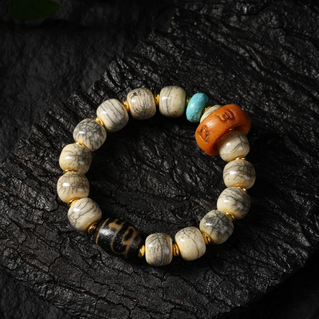 Aura Deer White Yak Bone Bracelet – 14mm Beads, Tibetan Dzi Bead & Six-Word Mantra Charm, Handmade Spiritual Mala Jewelry