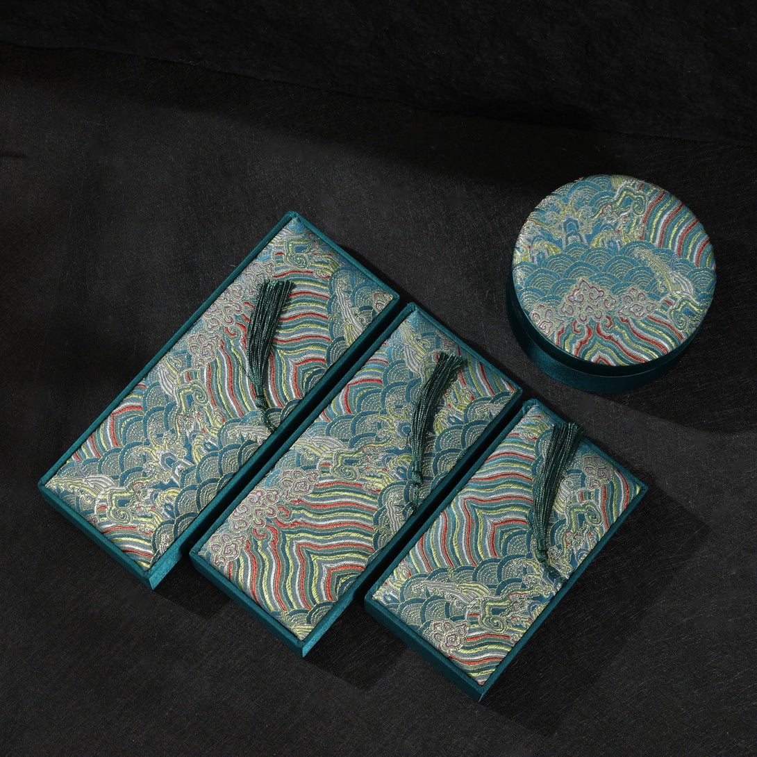 AURA DEER Natural Clear Quartz Pendant Necklace – Crystal Clarity Healing Jewelry