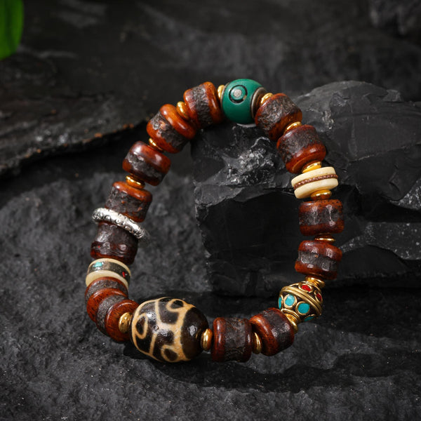 AURA DEER Yak Bone Talisman Bracelet with Turquoise Dzi Bead