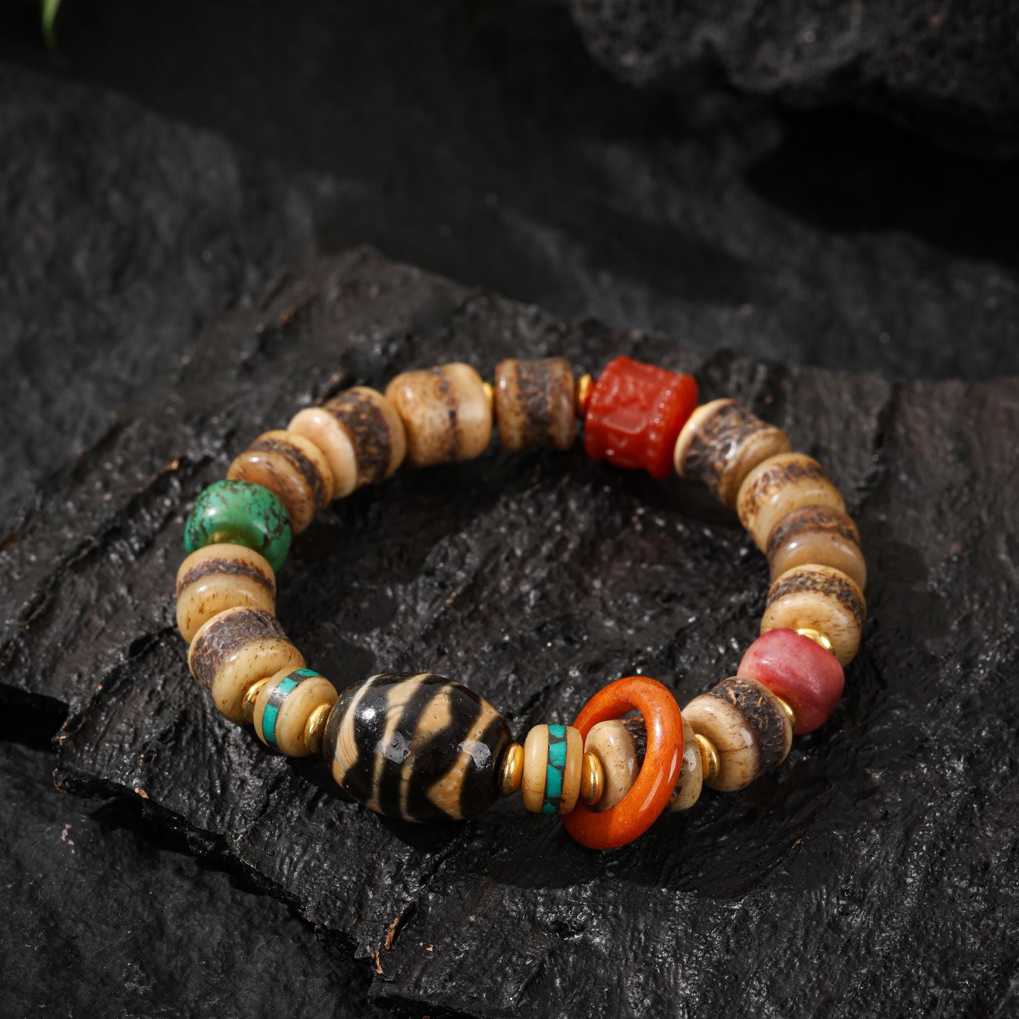AURA DEER Yak Bone Talisman Bracelet with Turquoise Dzi Bead Agate