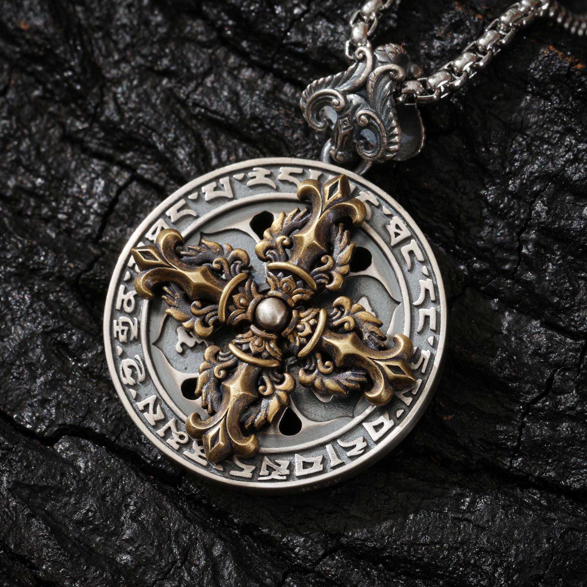 Tibetan Vajra Rotating Silver Pendant Necklace