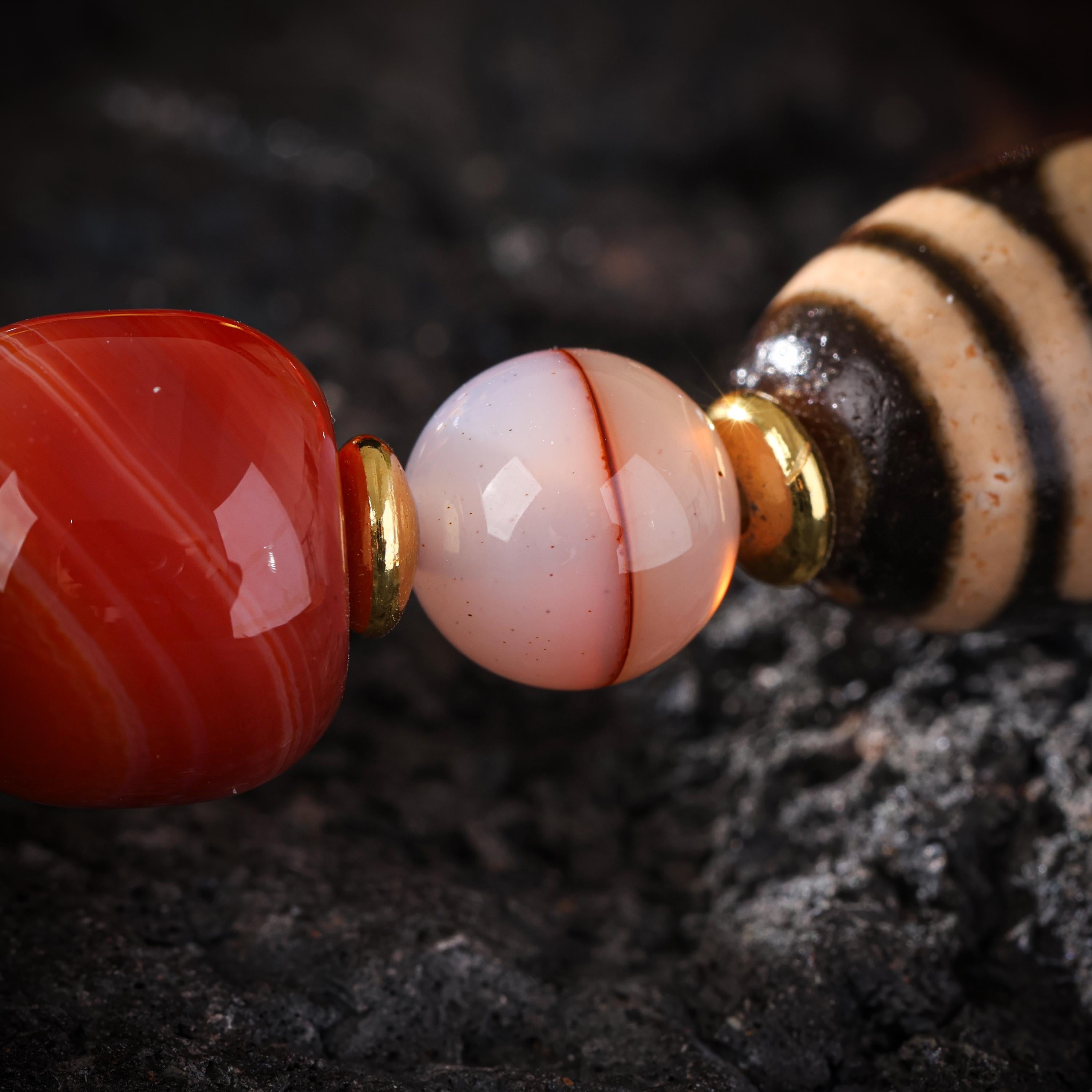 Mala Bracelet One-Eyed Dzi Sardonyx