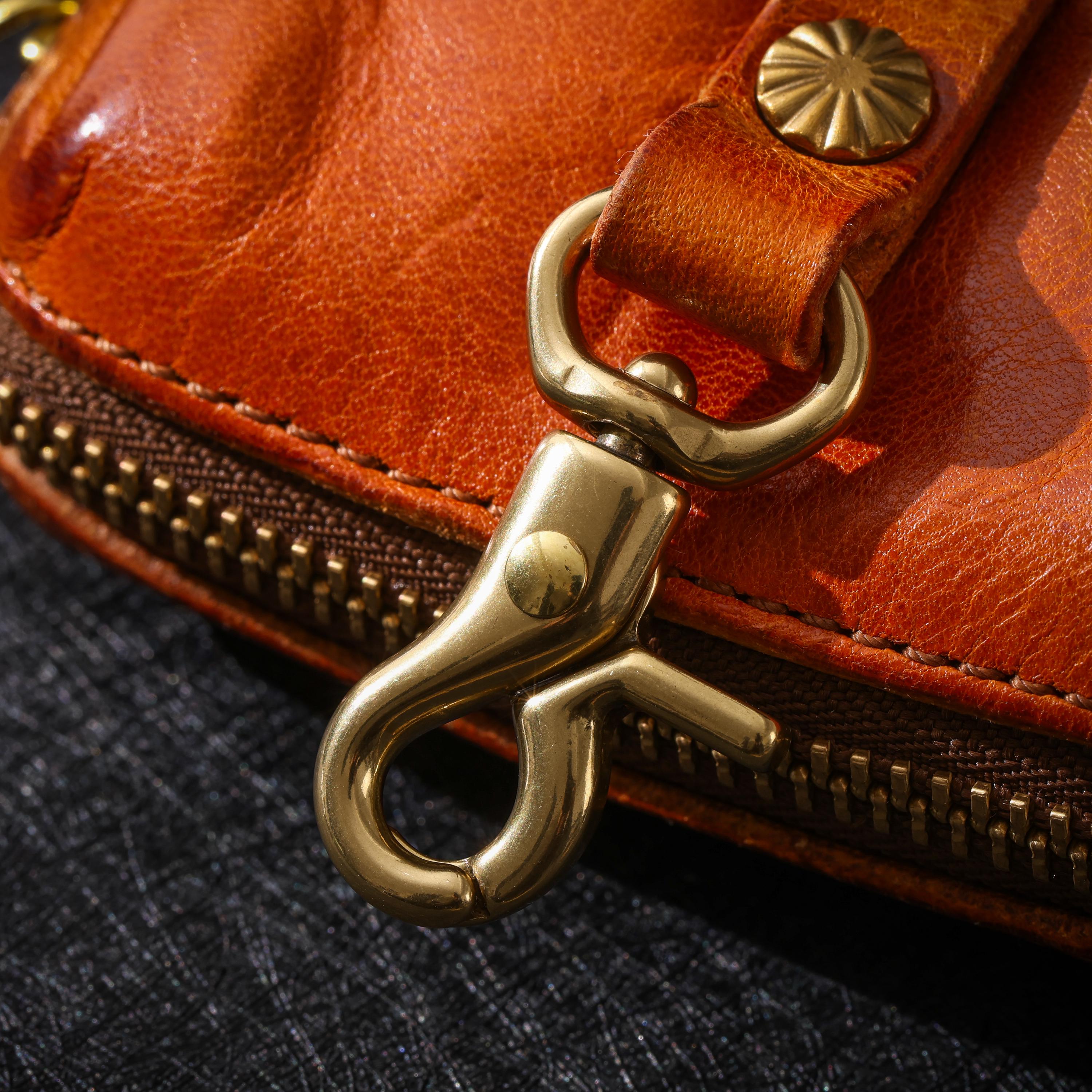 AURA DEER Oiled Cowhide Jewelry Pouch | Full-Grain Cowhide Leather Mini Travel Case