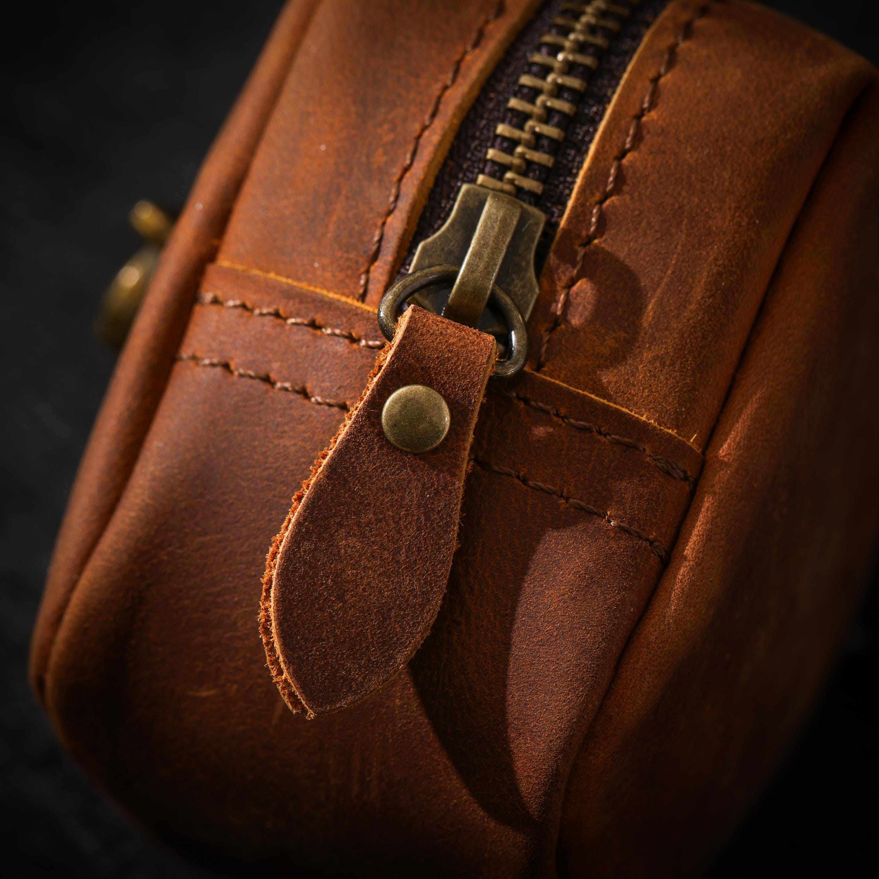 AURA DEER Tibetan Oiled Cowhide Jewelry Pouch | Full-Grain Cowhide Leather Travel Case