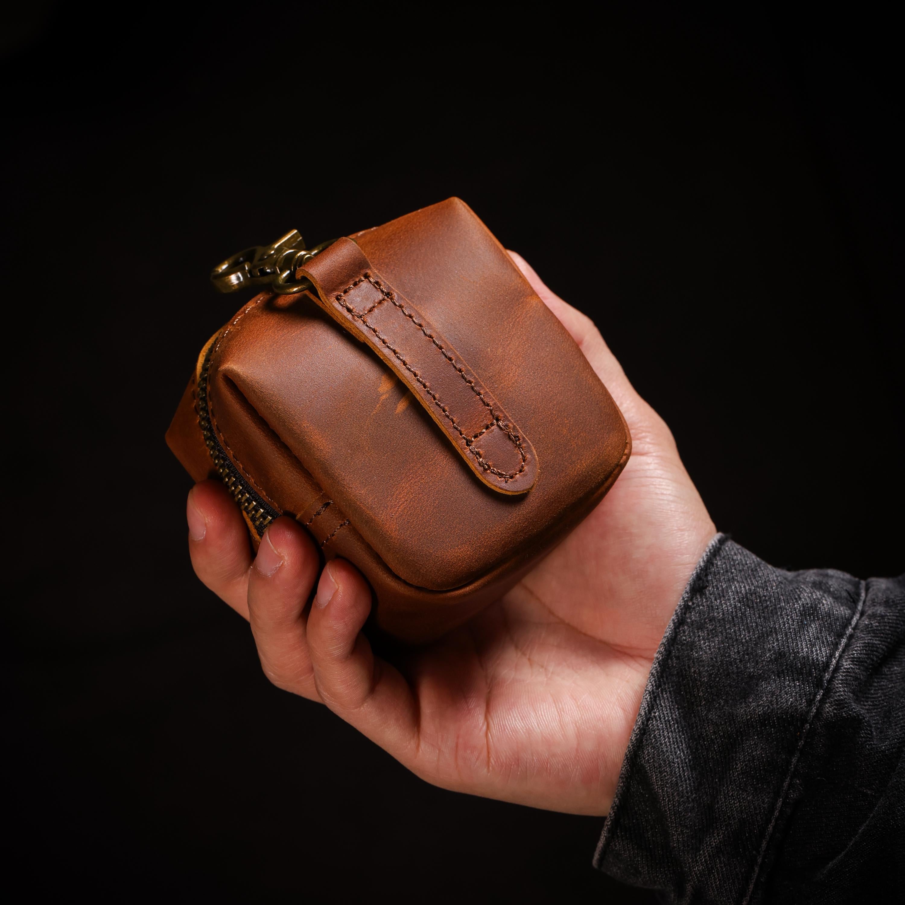 AURA DEER Tibetan Oiled Cowhide Jewelry Pouch | Full-Grain Cowhide Leather Travel Case