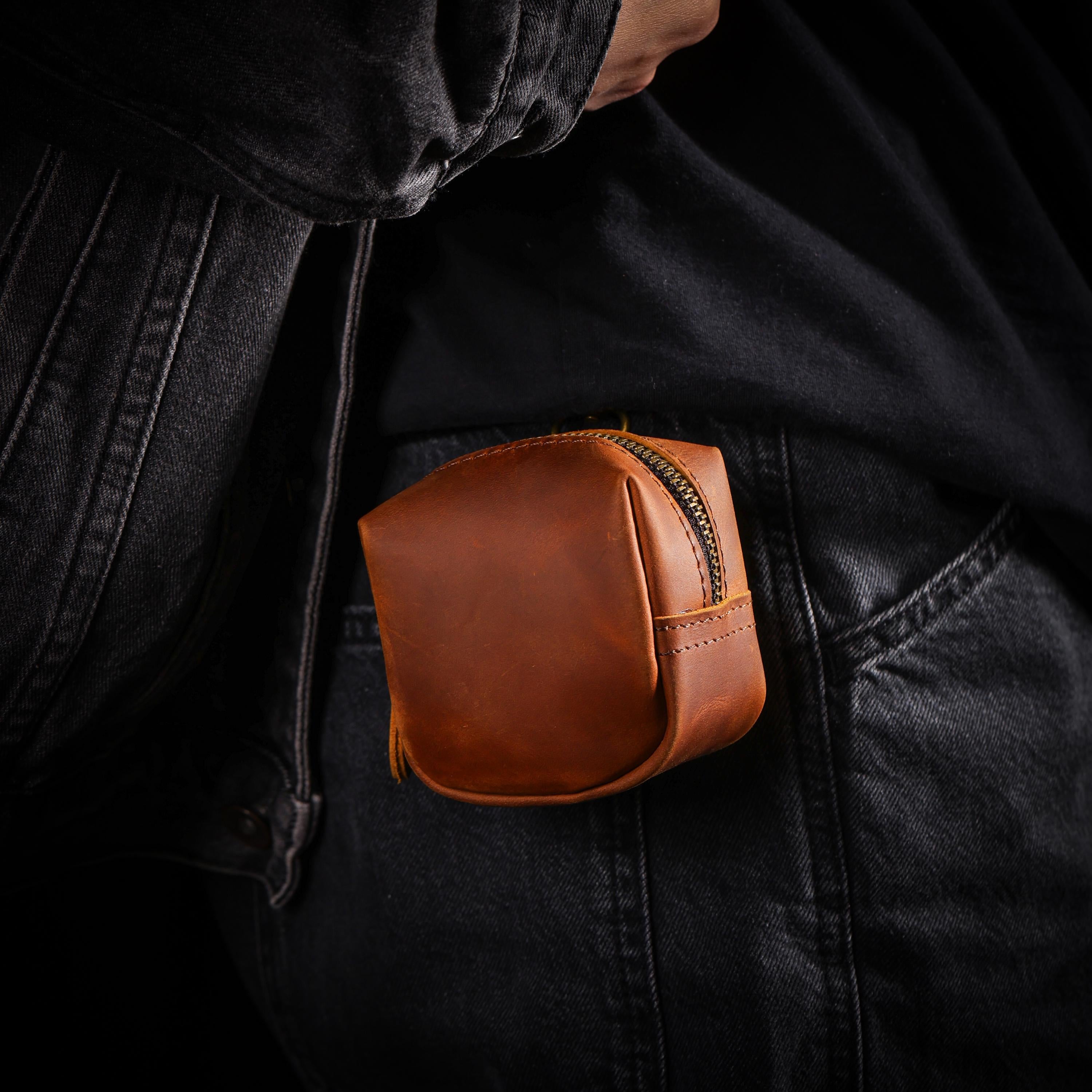 AURA DEER Tibetan Oiled Cowhide Jewelry Pouch | Full-Grain Cowhide Leather Travel Case