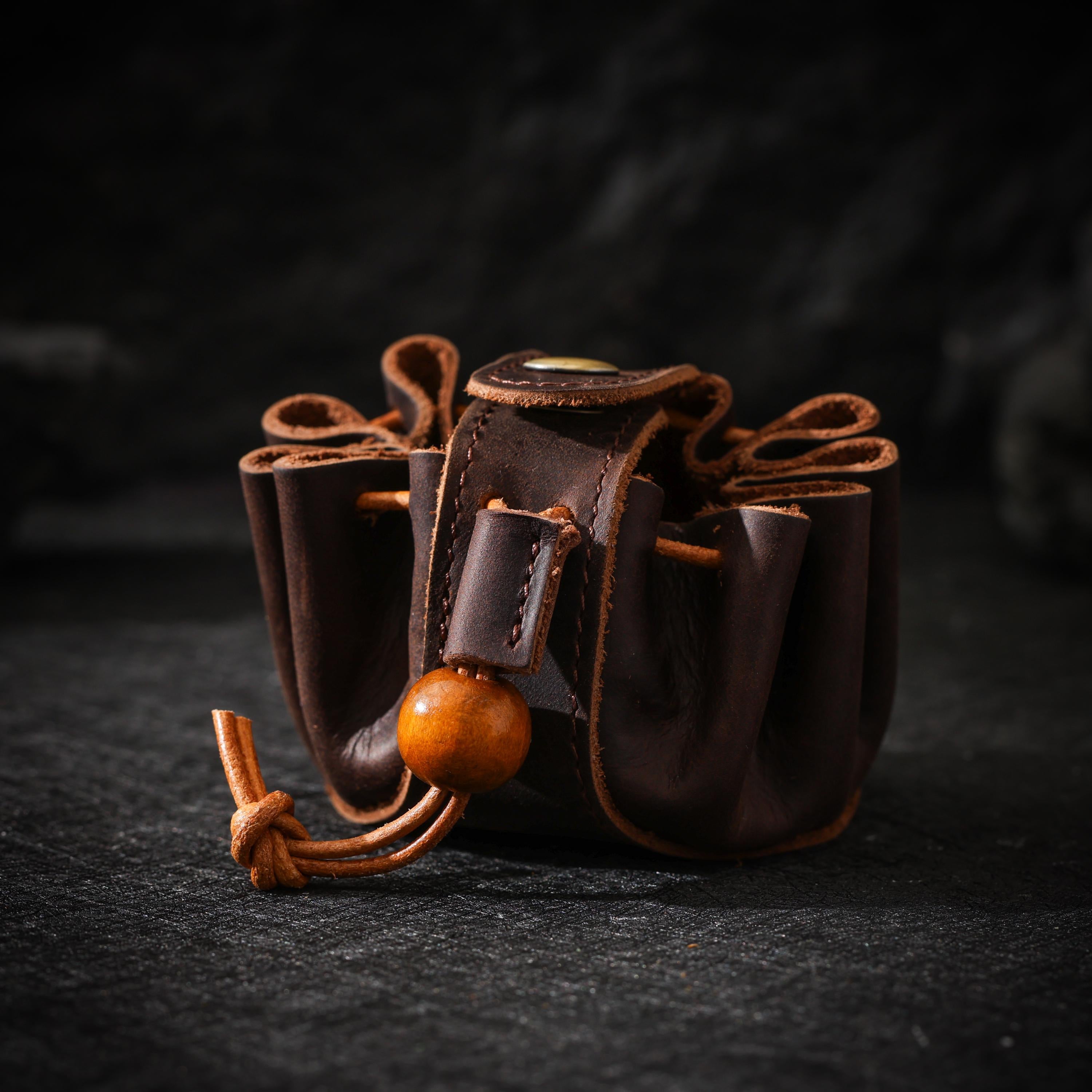 AURA DEER Oiled Cowhide Mini Jewelry Pouch | Full-Grain Leather