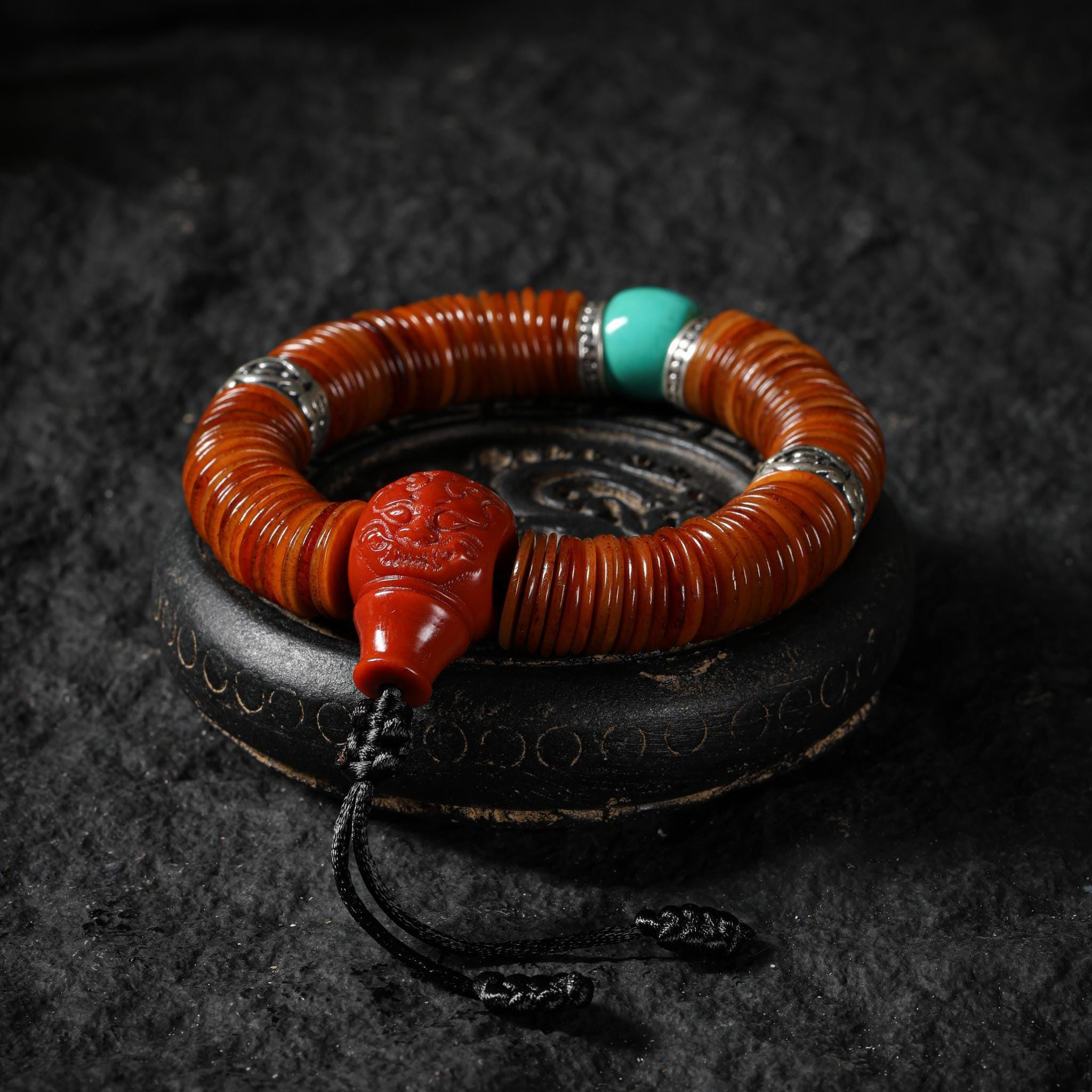 Yak Bone Bracelet 108 Disc Beads with Turquoise, Snow Lion Totem Amulet