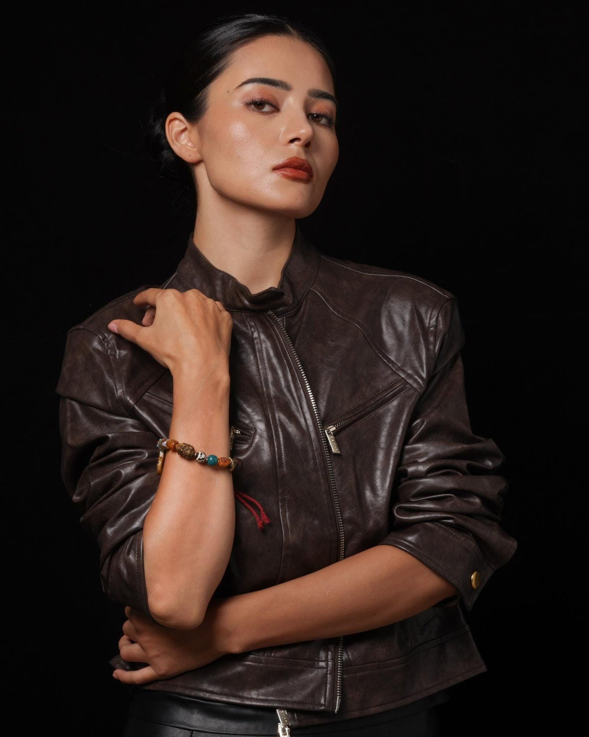 Tibetisches Amulett-Knochenarmband