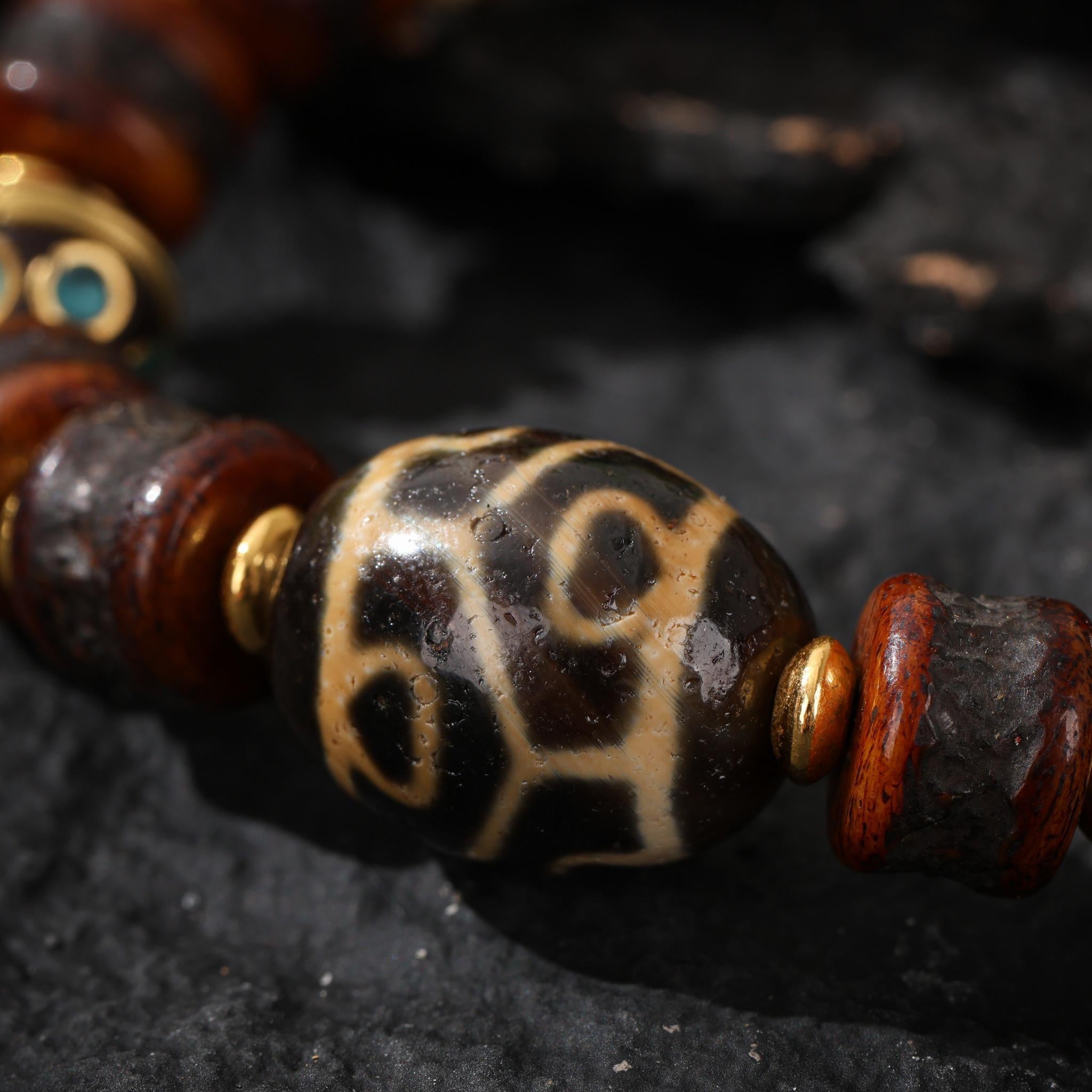 AURA DEER Yak Bone Talisman Bracelet with Turquoise Dzi Bead