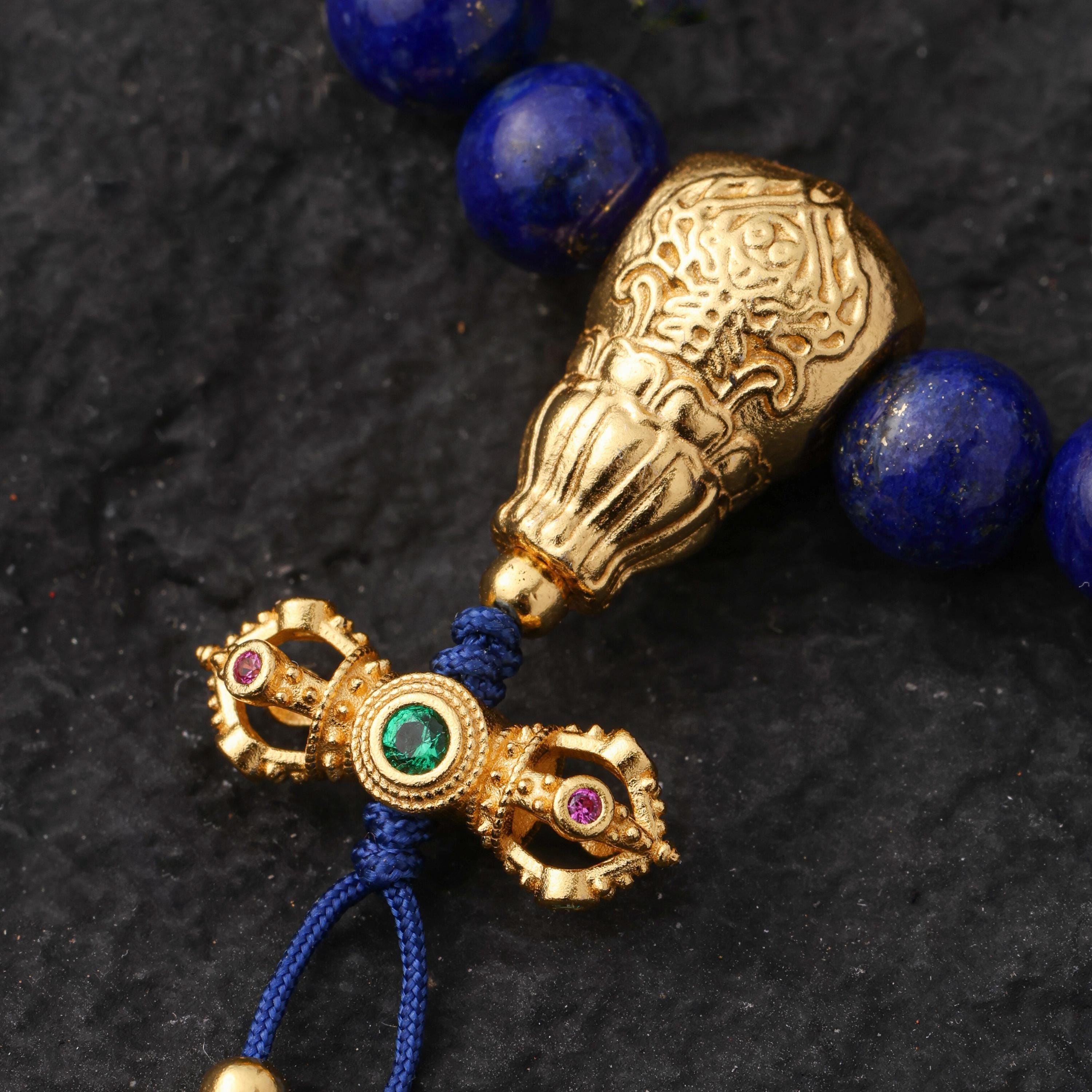 Lapis Lazuli bracelet 18K Gold-plated Accents