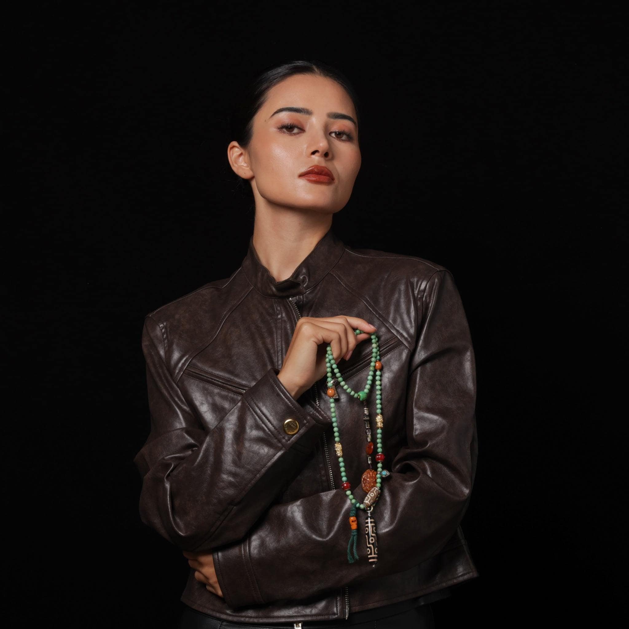 Turquoise Nine-Eyed Dzi Necklace Tibetan Totem Amulet