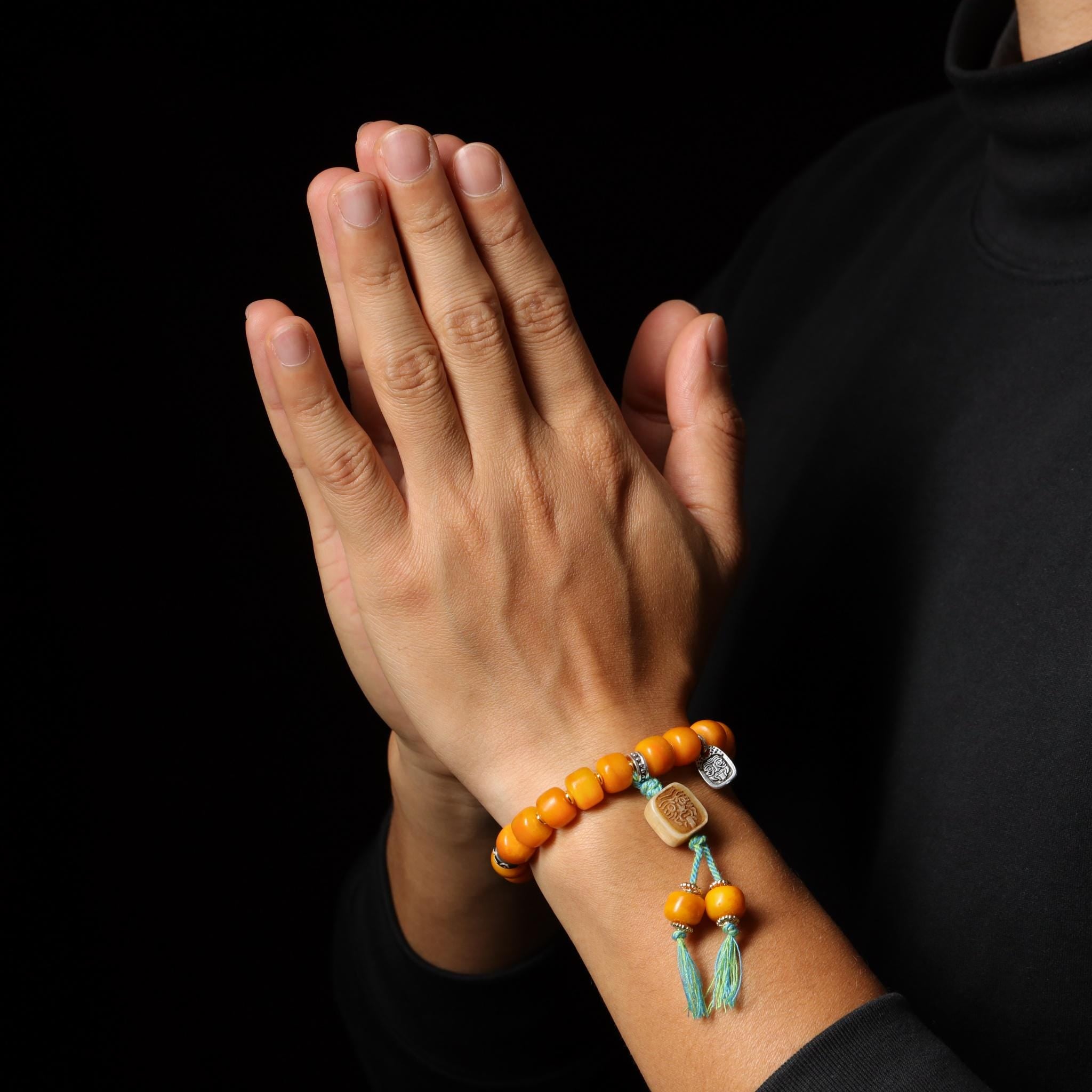 AURA DEER Tibetan Sacred Yak Bone Bracelet Dzi & Zaki