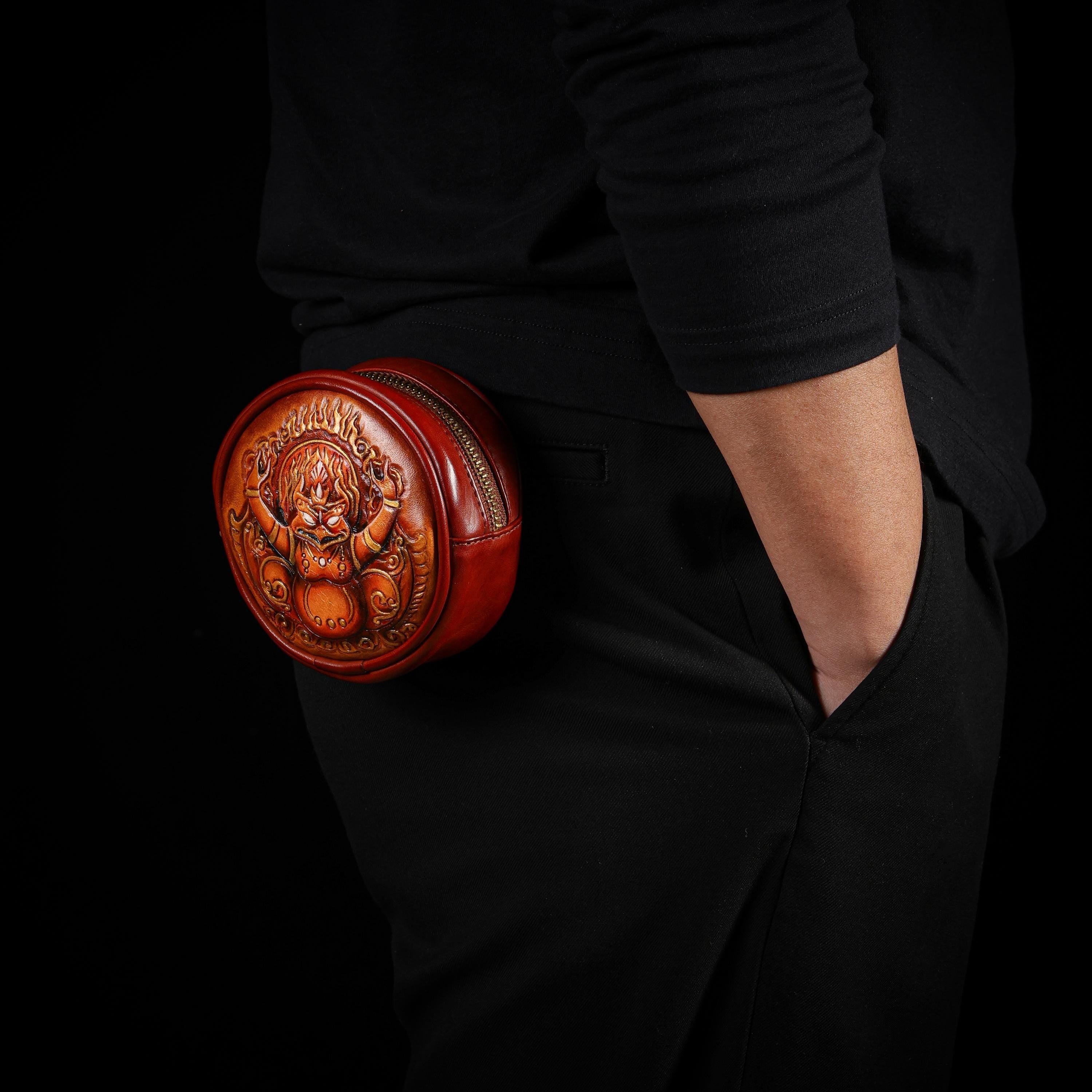 AURA DEER Garuda Leather Jewelry Pouch | Veg-Tan Full-Grain Cowhide | Round Travel Case