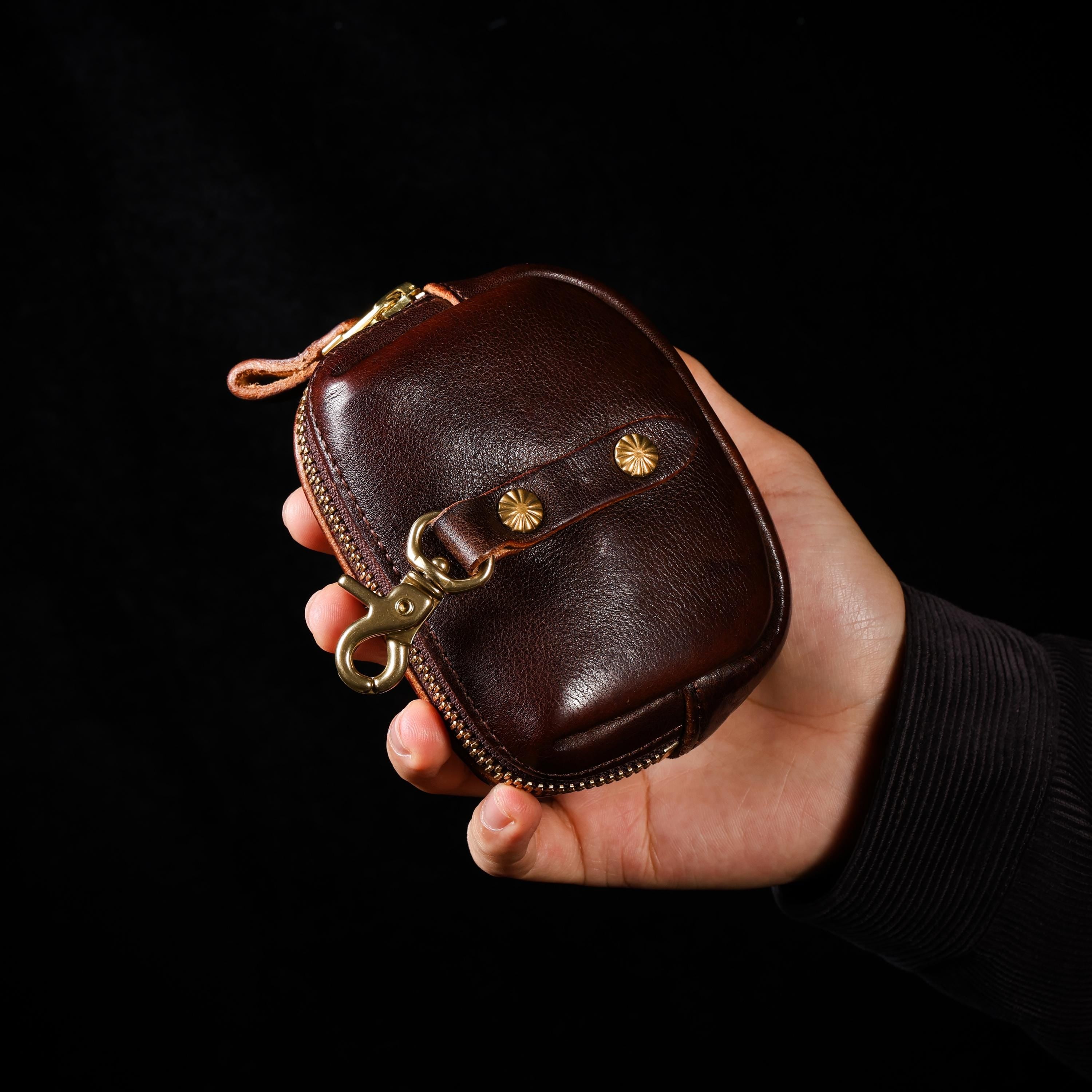 AURA DEER Oiled Cowhide Jewelry Pouch | Full-Grain Cowhide Leather Mini Travel Case