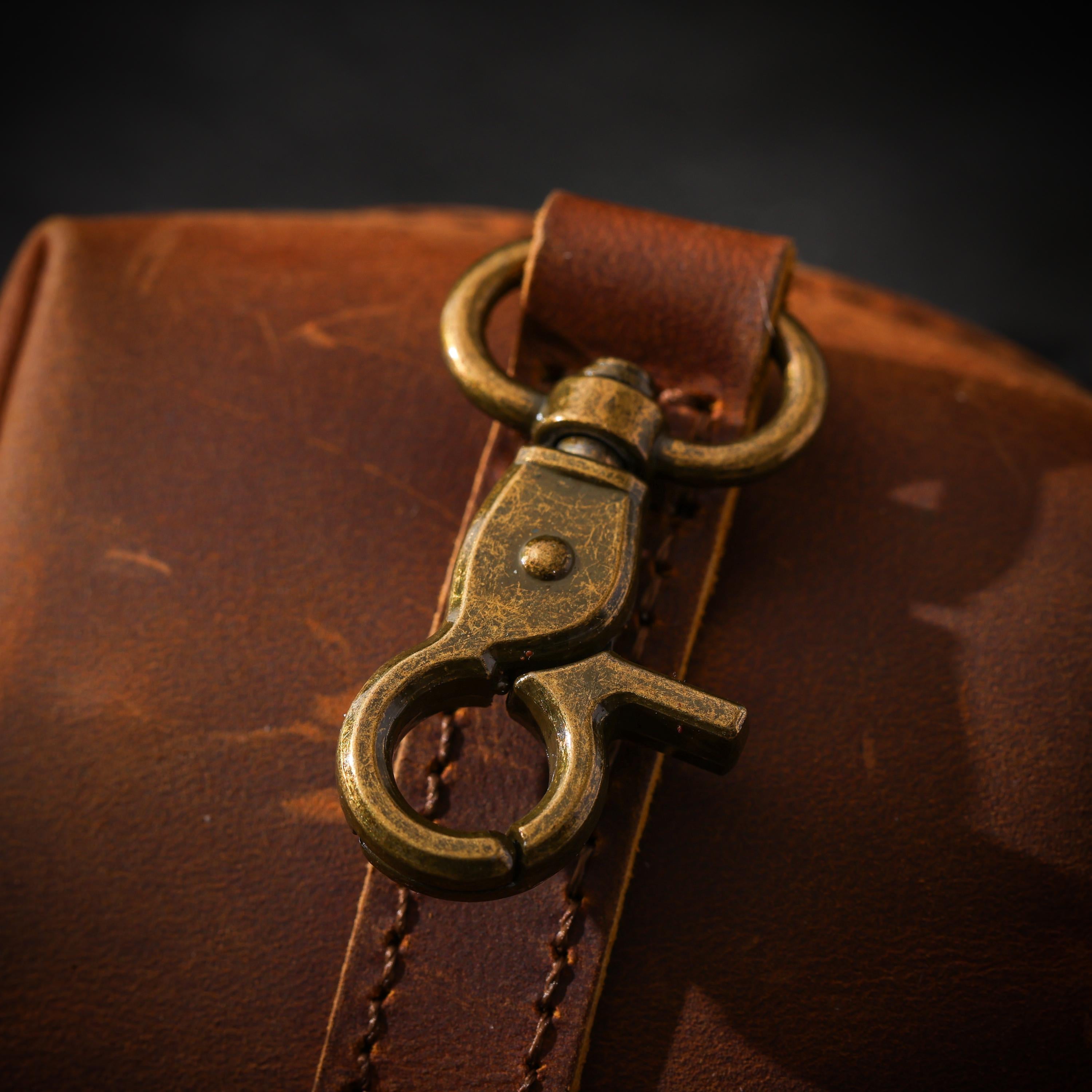 AURA DEER Tibetan Oiled Cowhide Jewelry Pouch | Full-Grain Cowhide Leather Travel Case