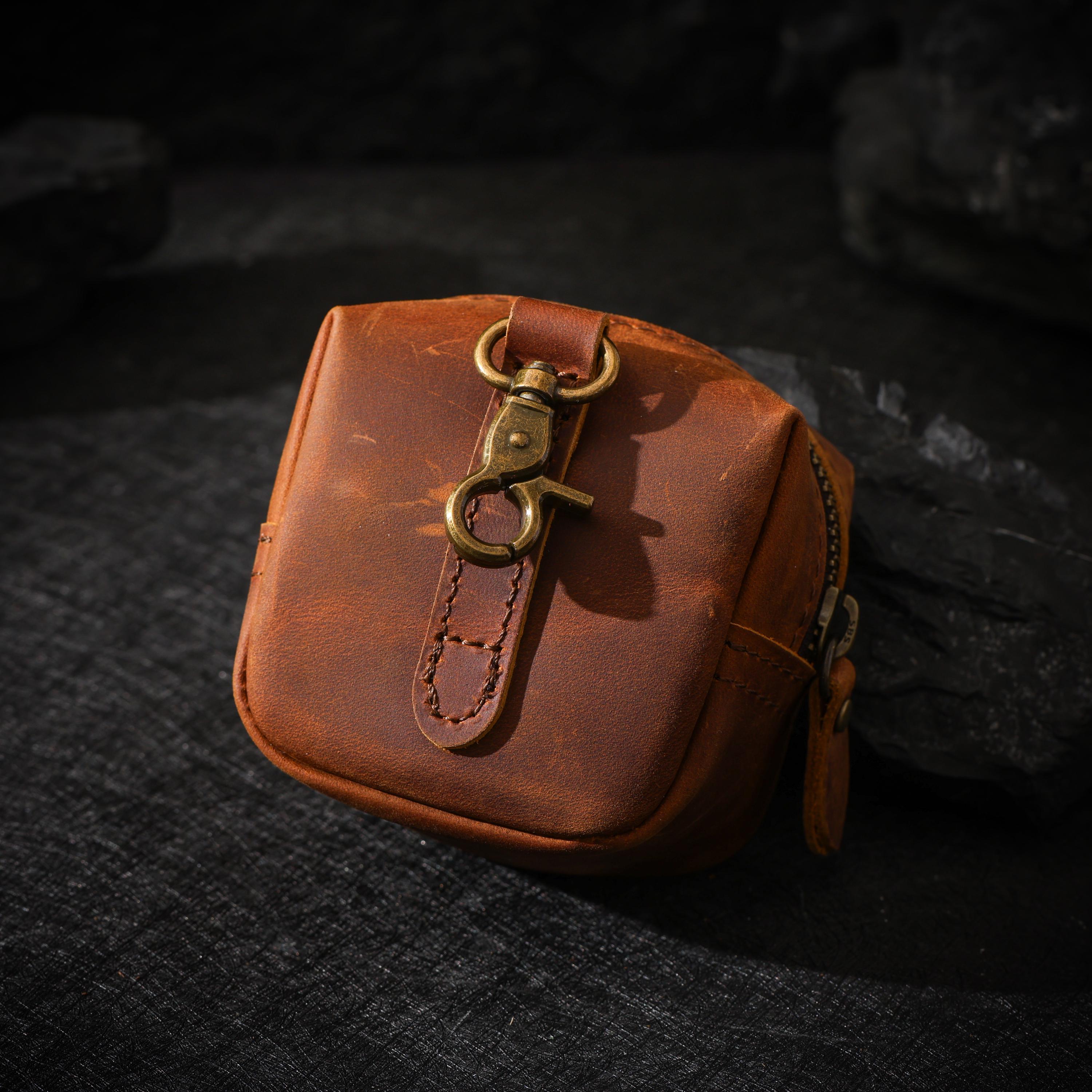 AURA DEER Tibetan Oiled Cowhide Jewelry Pouch | Full-Grain Cowhide Leather Travel Case