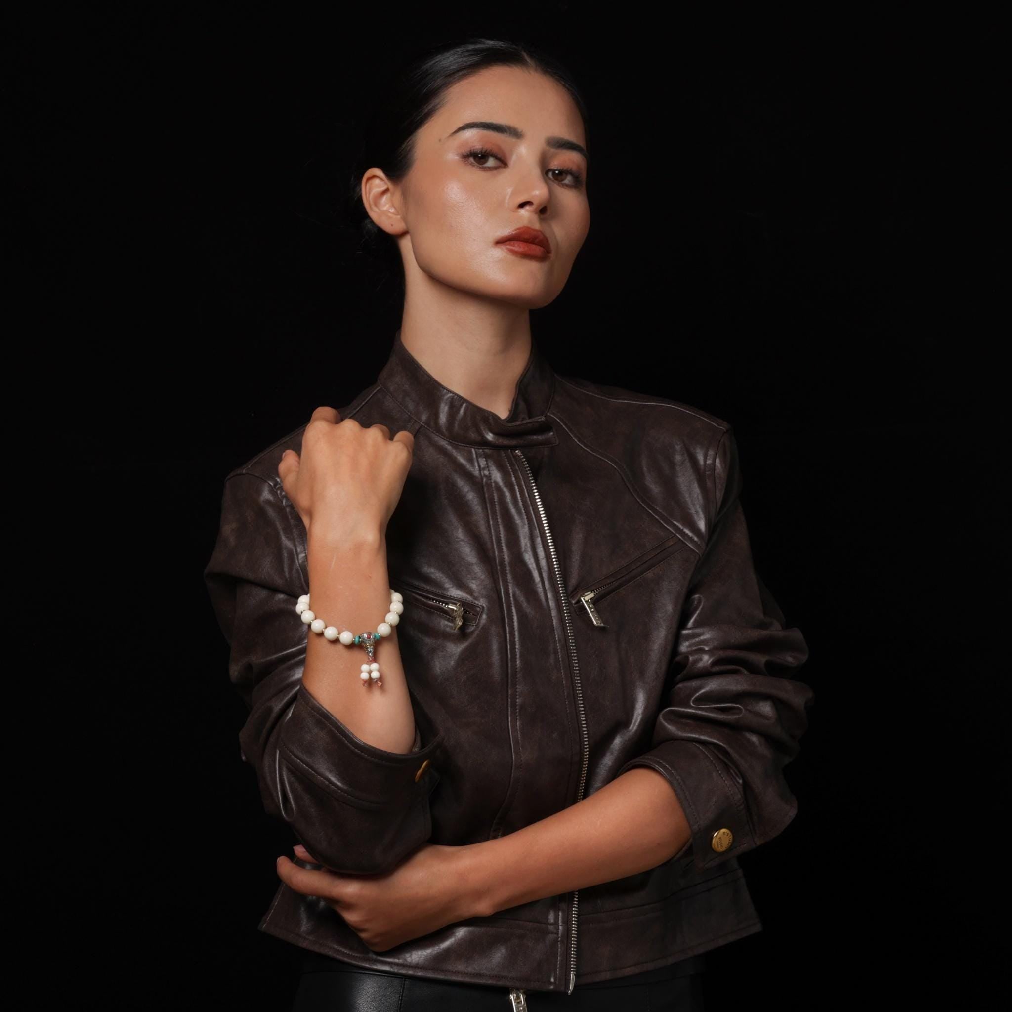 Yak Bone Bracelet with Dzi Beads