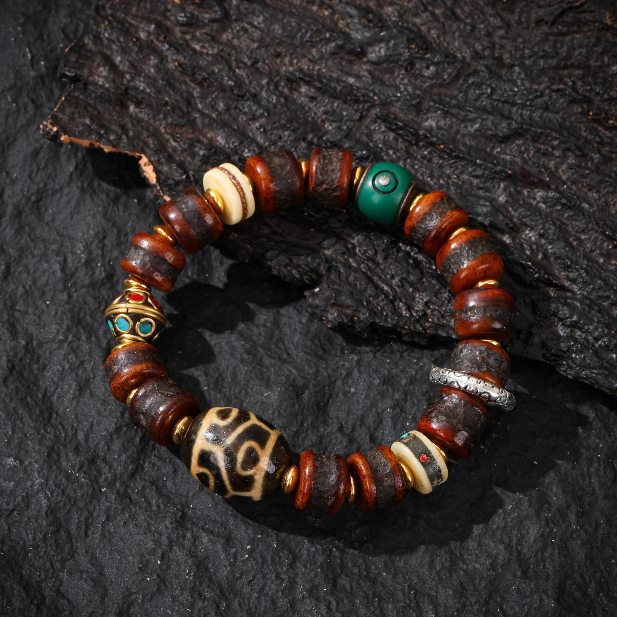 AURA DEER Yak Bone Talisman Bracelet with Turquoise Dzi Bead