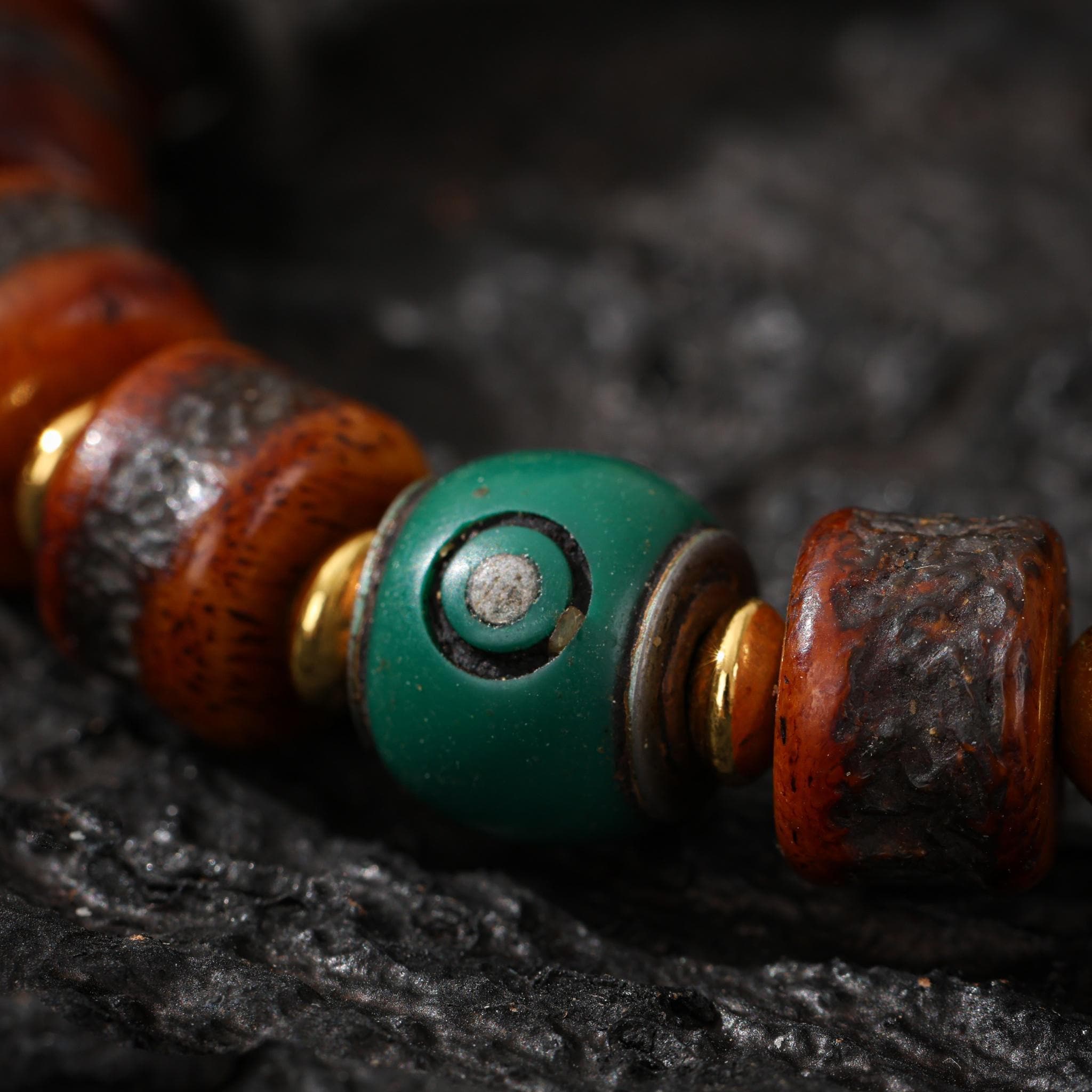 AURA DEER Yak Bone Talisman Bracelet with Turquoise Dzi Bead