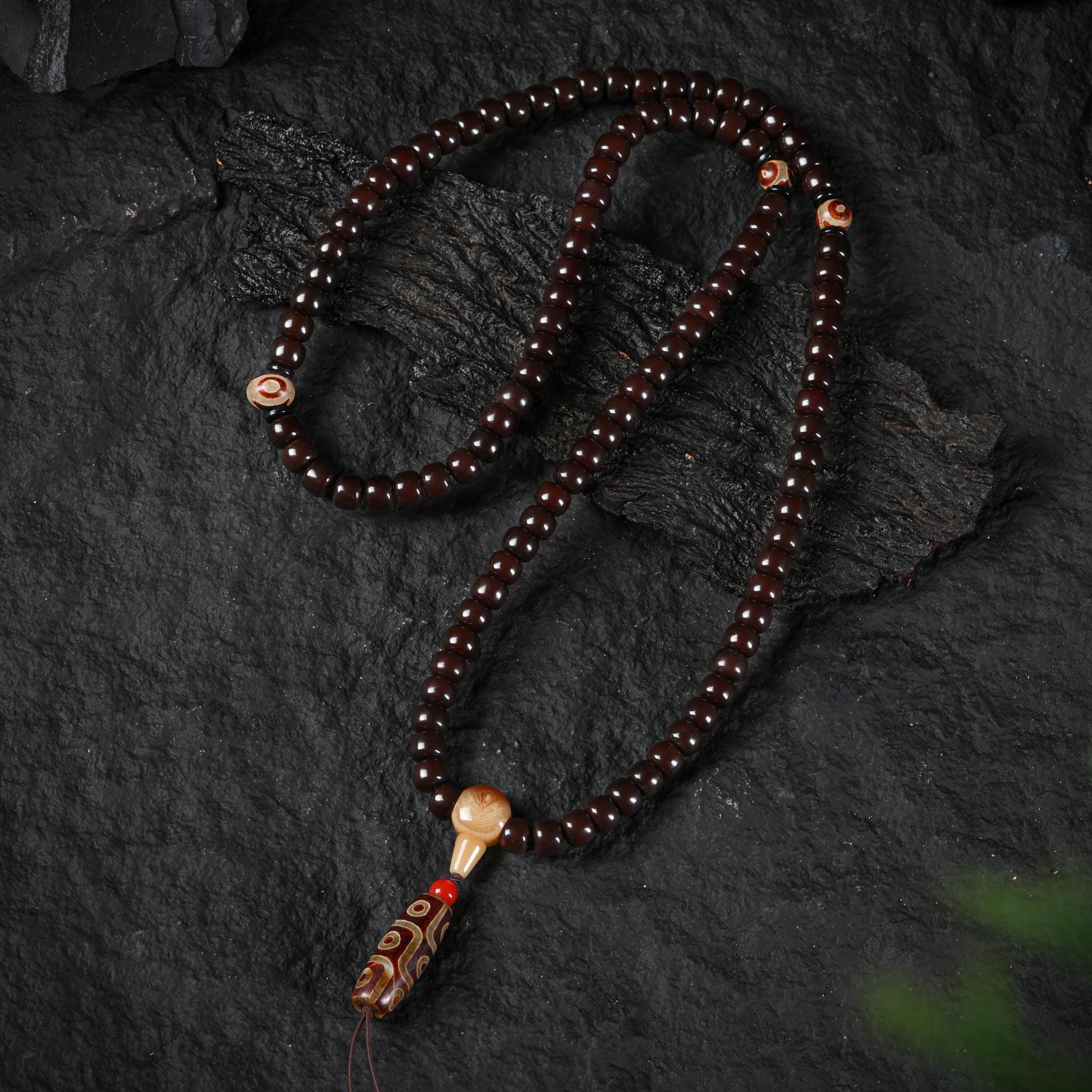 Dzi Beads Black Bodhi 108 Mala Necklace