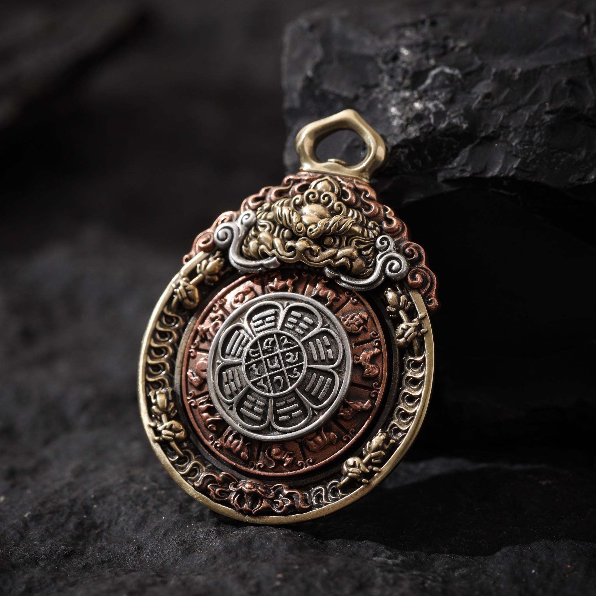 Rotating Vajra Pendant